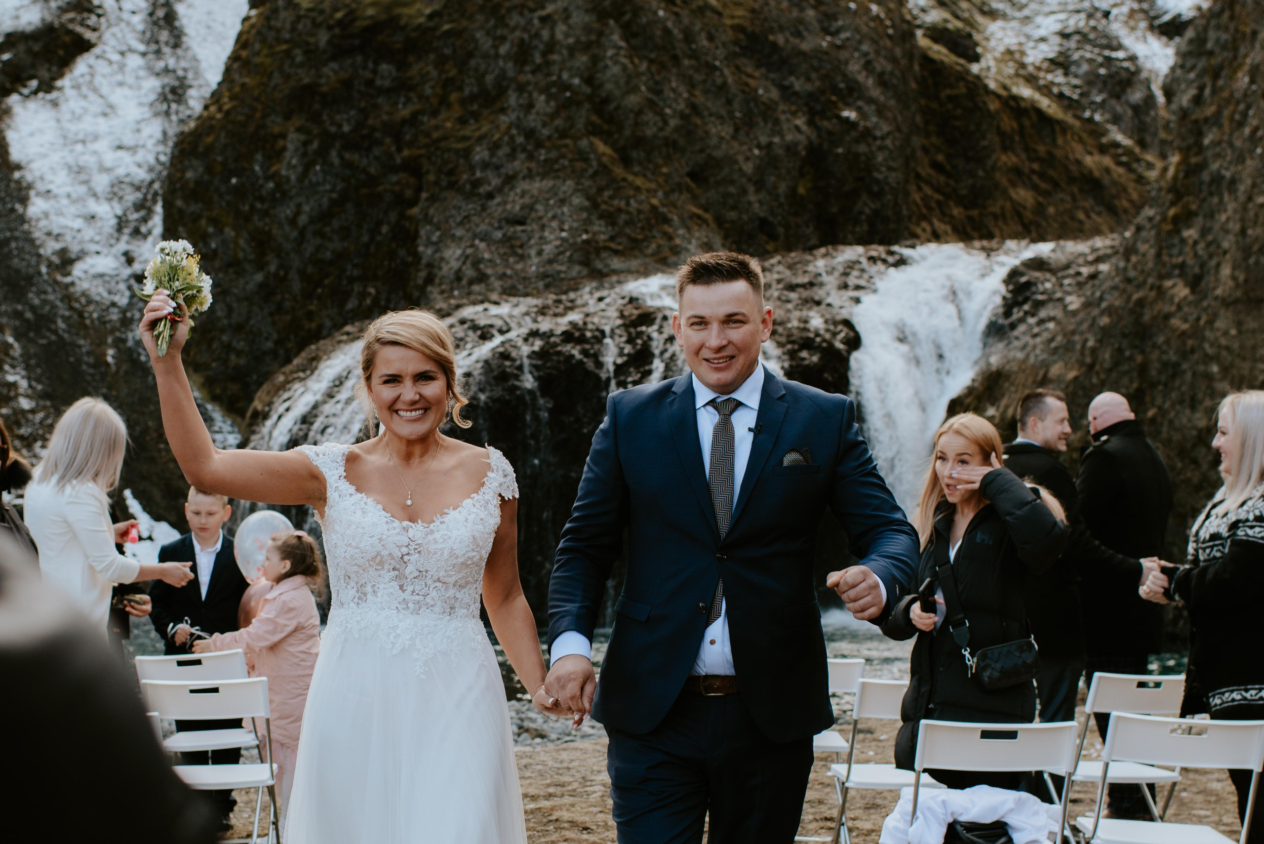 Sylwia and Piotr. Michalina Dzianach Wedding Photographer Iceland