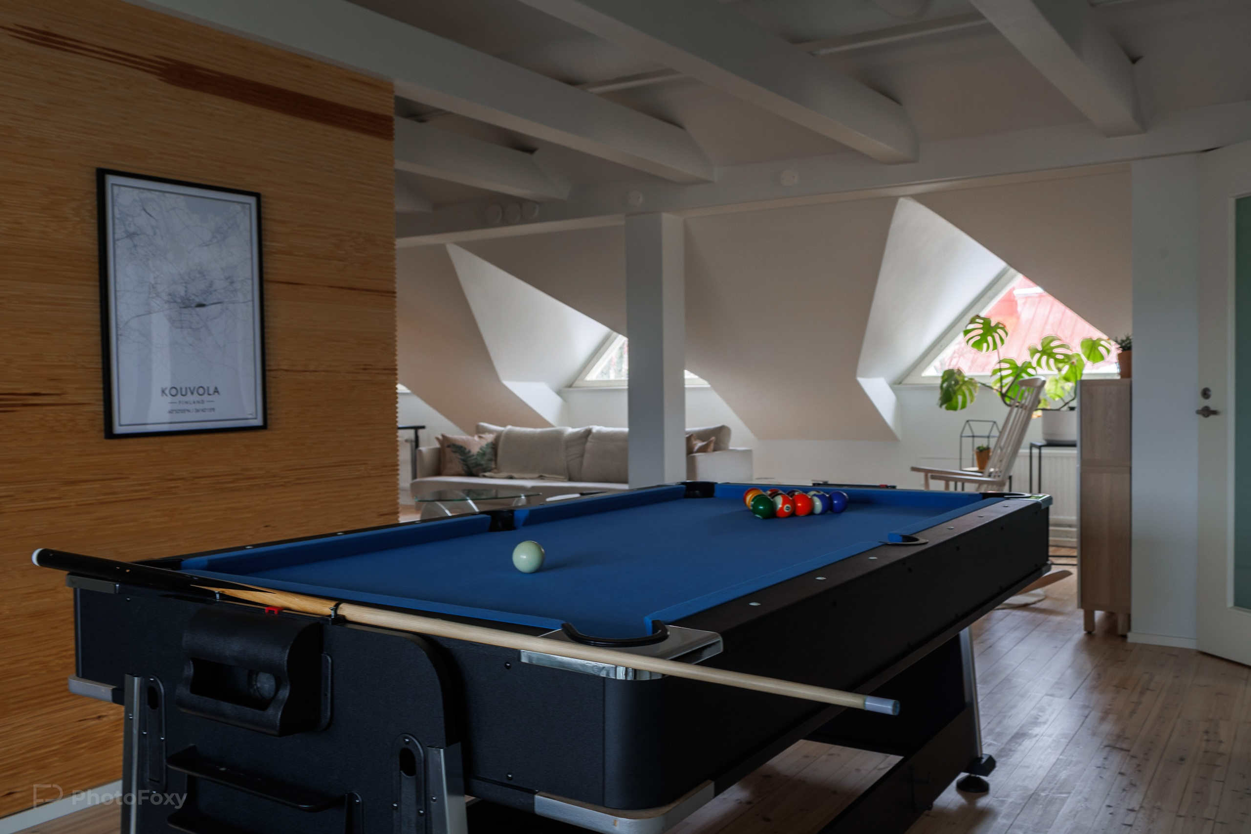 Ullakkoasunto. Valokuvaaja Lahti, Helsinki Elena Salonen