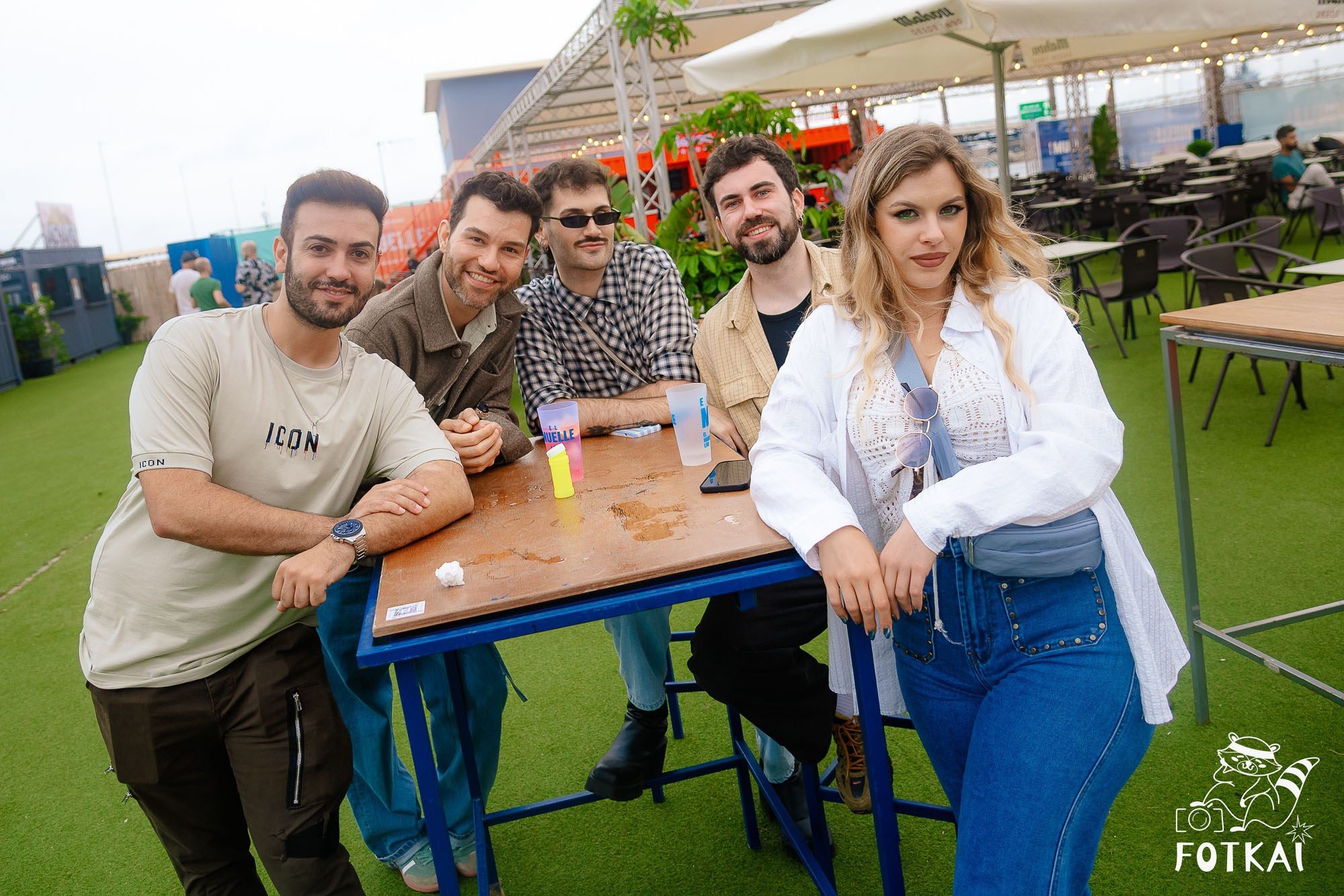 Cariña La Fiesta 2.0 — Fotos del evento en El Muelle Live, Alicante, 2026 | FOTKAI