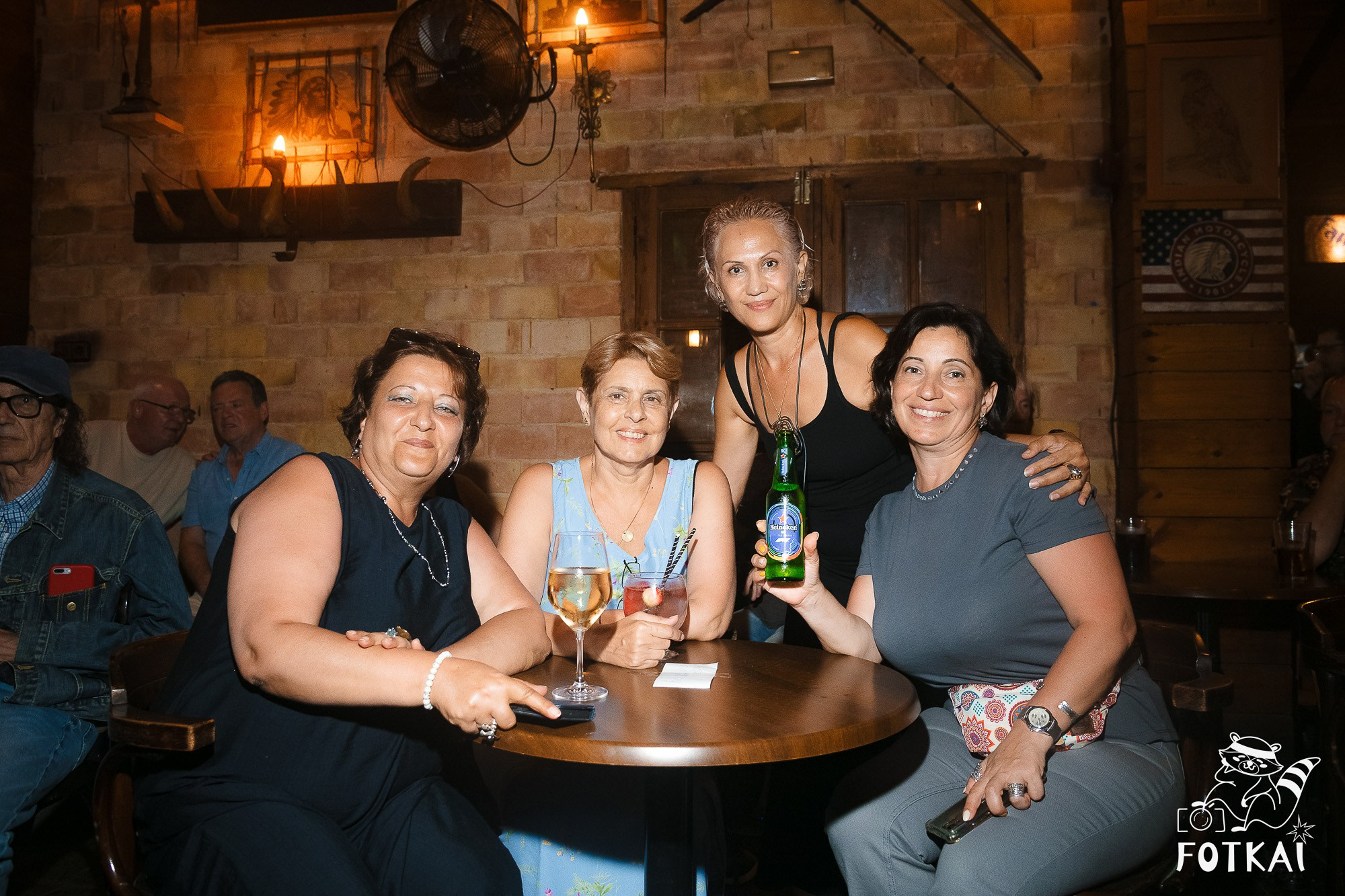 Jam Night в баре El Paso, Торревьеха — фоторепортаж живого джем-сейшена, июнь 2026 | FOTKAI