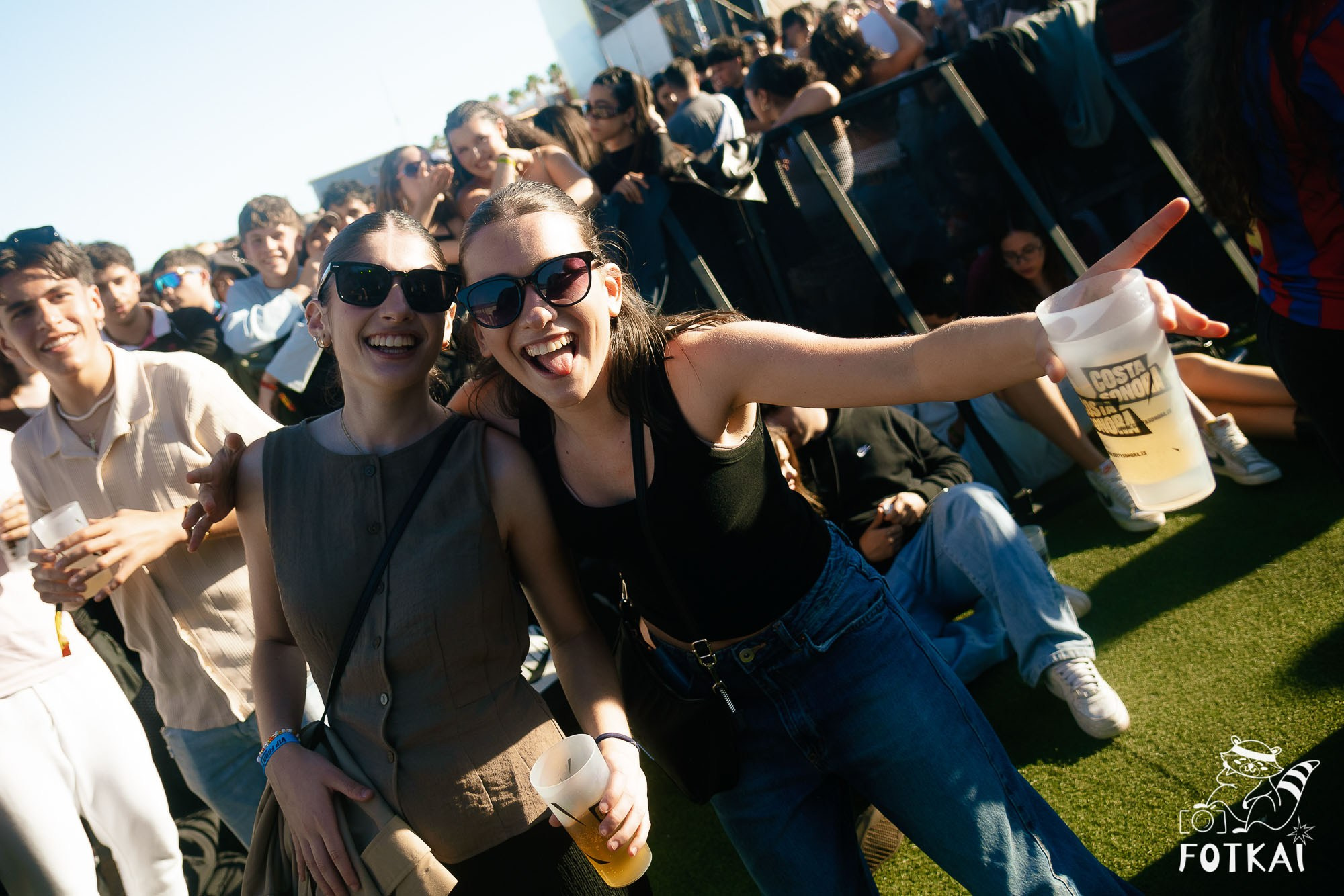 Fotos Costa Sonora 2026 Alicante Día 2 — busca tu foto y encuentra amigos del festival | FOTKAI