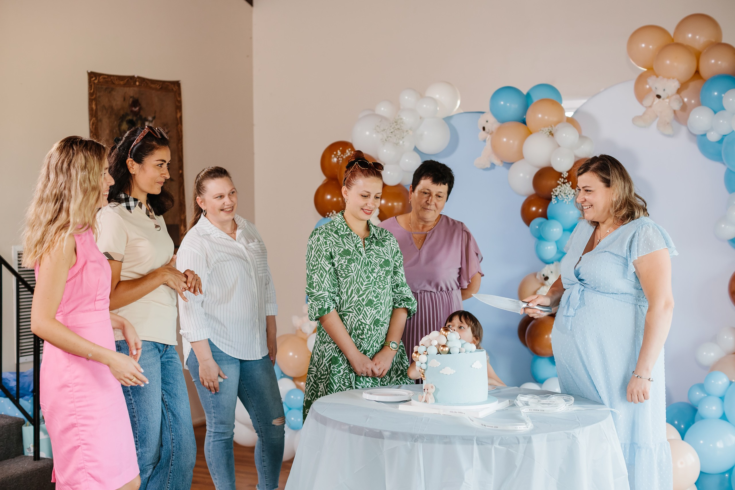 10.01.2022 Baby shower. Wedding family event photographer in Chicago Nick Yushevich