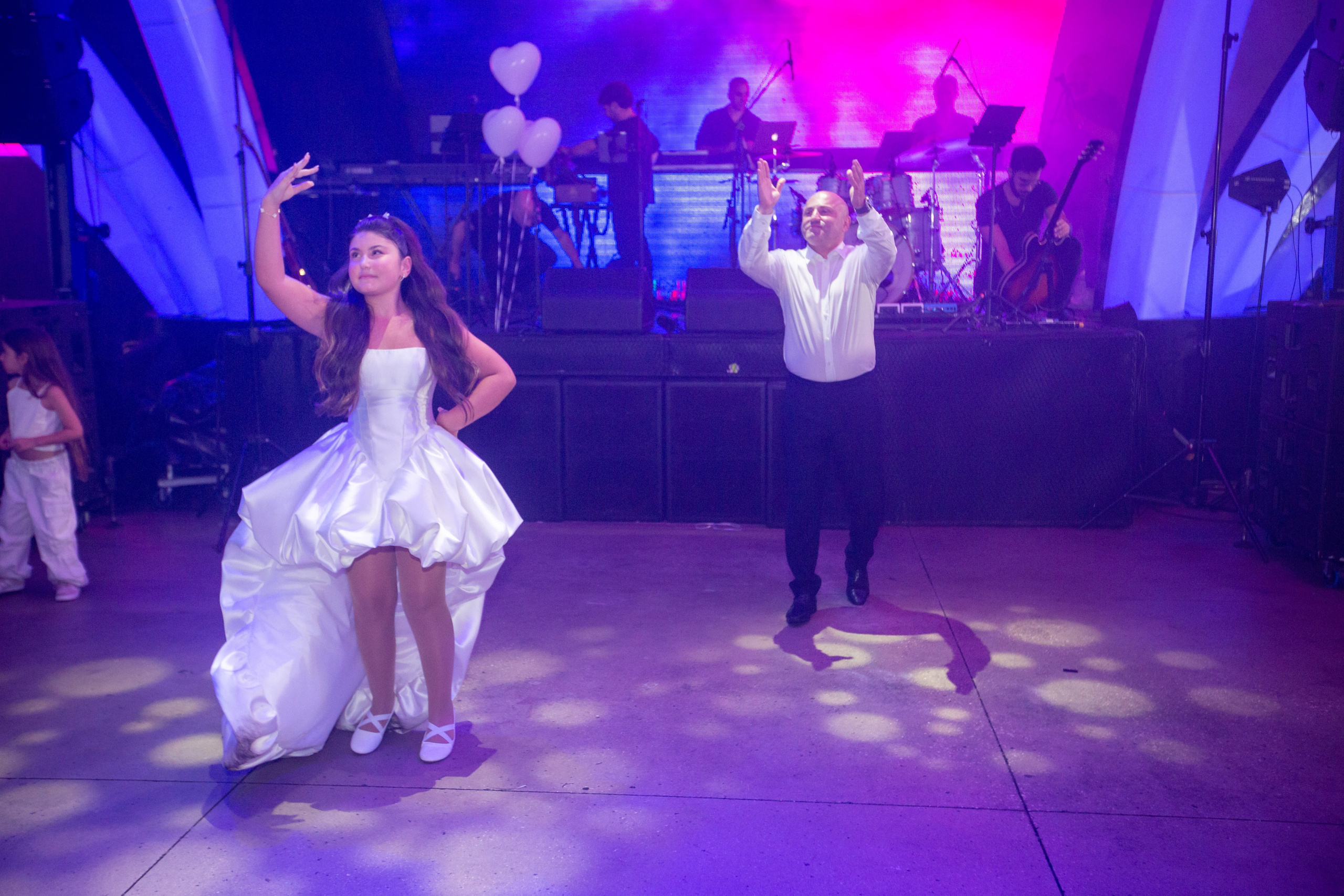 Bat Mitzvah Evelin. Wedding and events photographers Studio Shalom