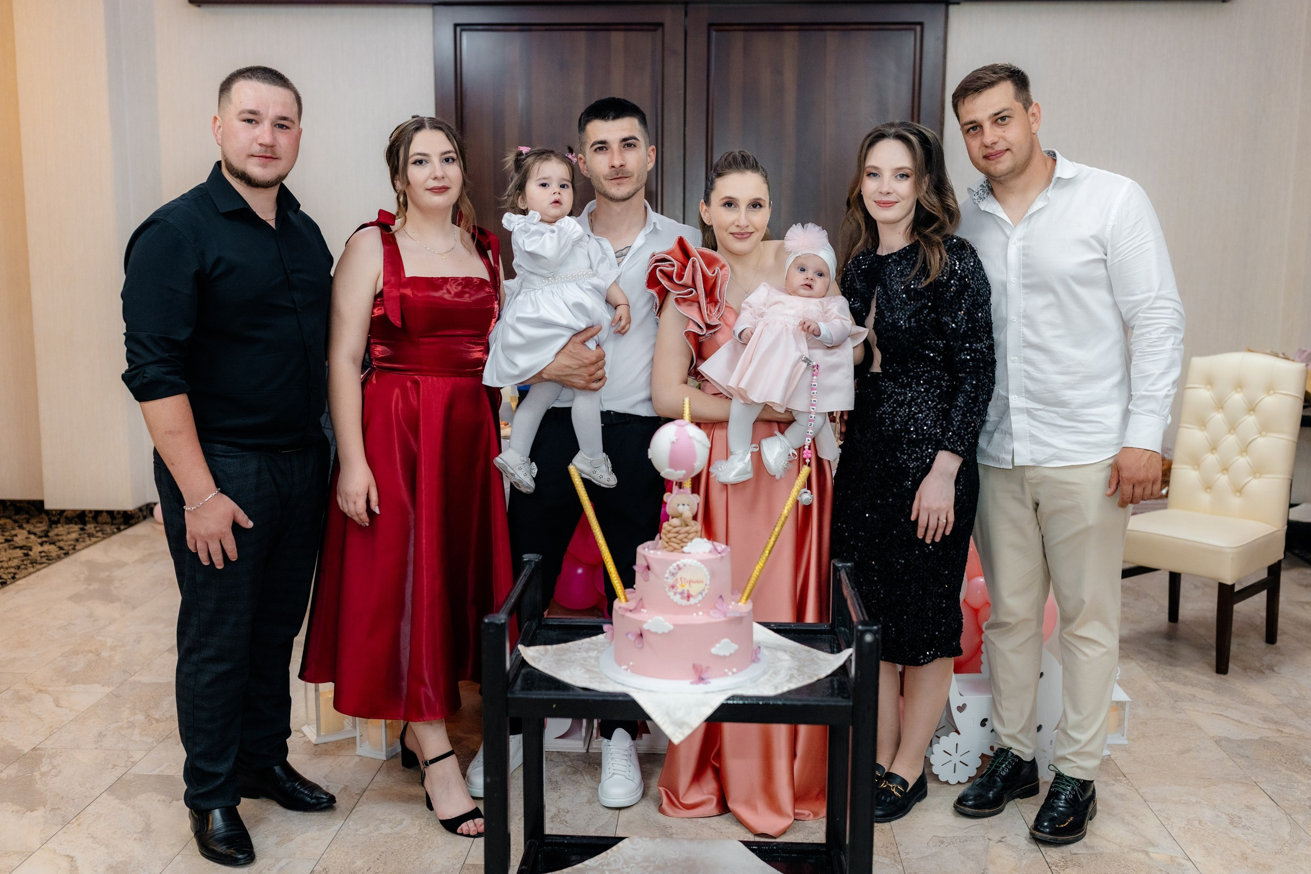 fotograf botez Miruna Parascheva, fotografie botez Botoșani, fotograf Alin Chirilă, amintiri botez, fotografii botez, botez Miruna Parascheva, fotograf copii, fotografie botez în Botoșani-alt="botez Miruna Parascheva, fotografie botez Alin Chirilă, amintiri botez, fotografii emoționante botez Botoșani"-- fotografii-botez-bebelus- amintiri-botez-micuț- moment-sfânt-crestinare- fotografie-emotionanta-botez- detalii-botez-bebelusi- parinti-fericiti-la-botez- fotograf-botez-profesionist- botez-in-biserica-ortodoxa- micuț-botezat-cu-emoție- zâmbete-și-lacrimi-la-botez- bebeluș-la-cristelniță- decor-botez-colorat- botez-cu-dragoste-și-credință- emotie-pura-la-botez- fotograf-botez-botosani- botez-iasi-suceava-fotograf- amintiri-nepretuite-botez