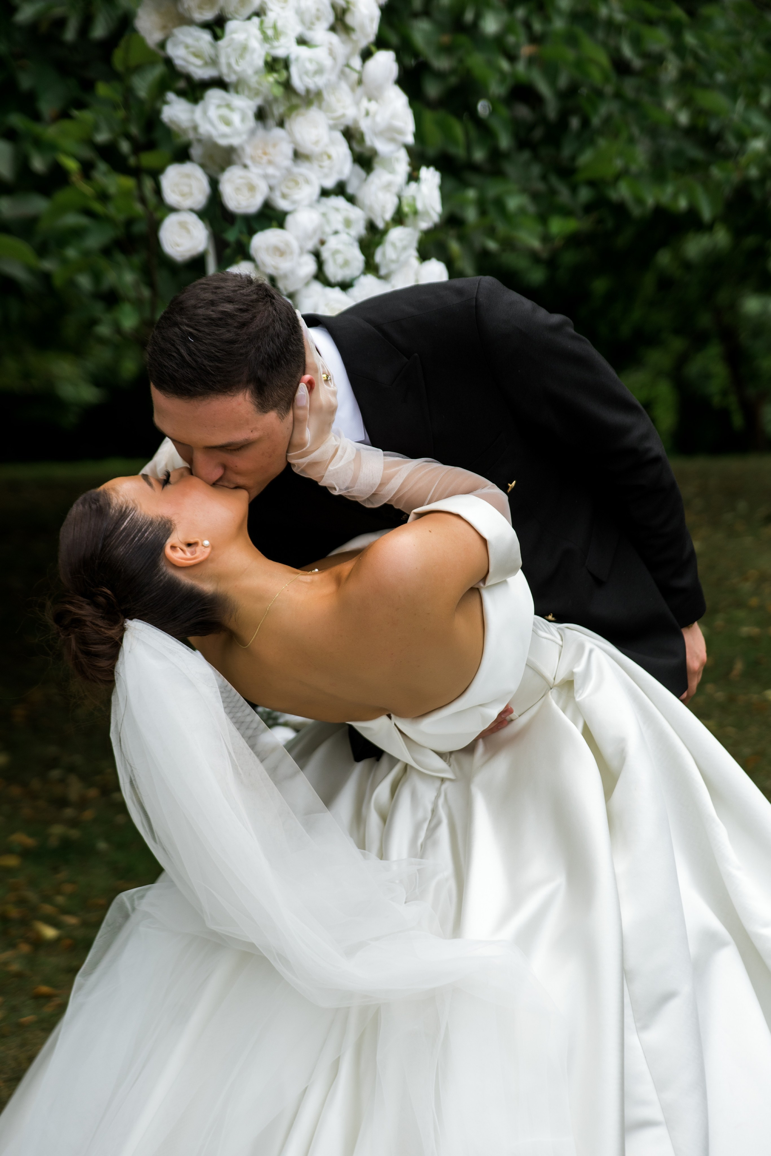 Грузинская свадьба Луки и Нино в Кутаиси. Свадебные фотографы в Грузии, Армении. Макс Коваленко и Лара Татосян. Свадебный видеограф