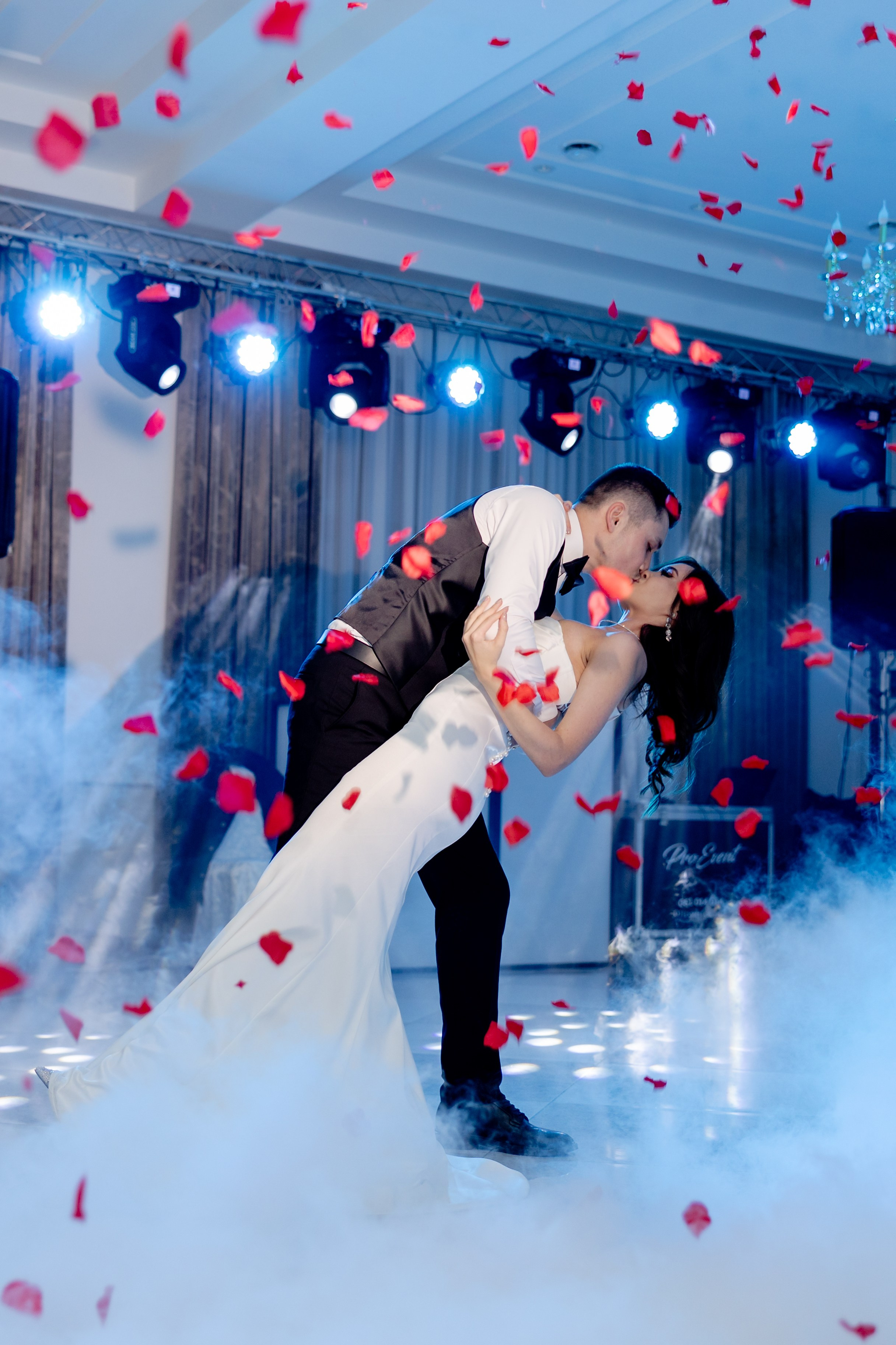 Corneliu & Corina. ProWed — Foto Video Moldova