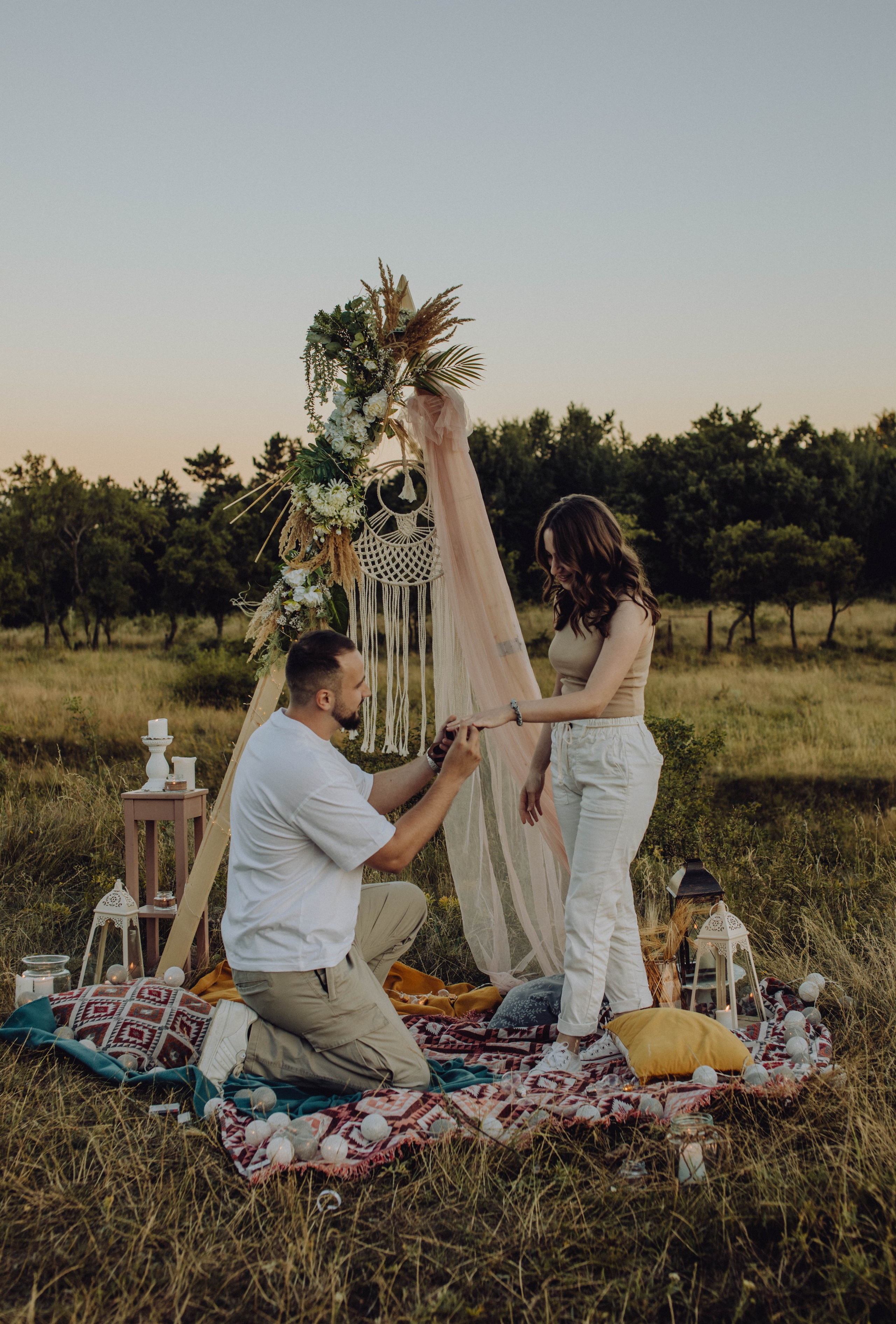 Gabi & Theoni. Wedding & couple photographer from Romania Rut Vetan