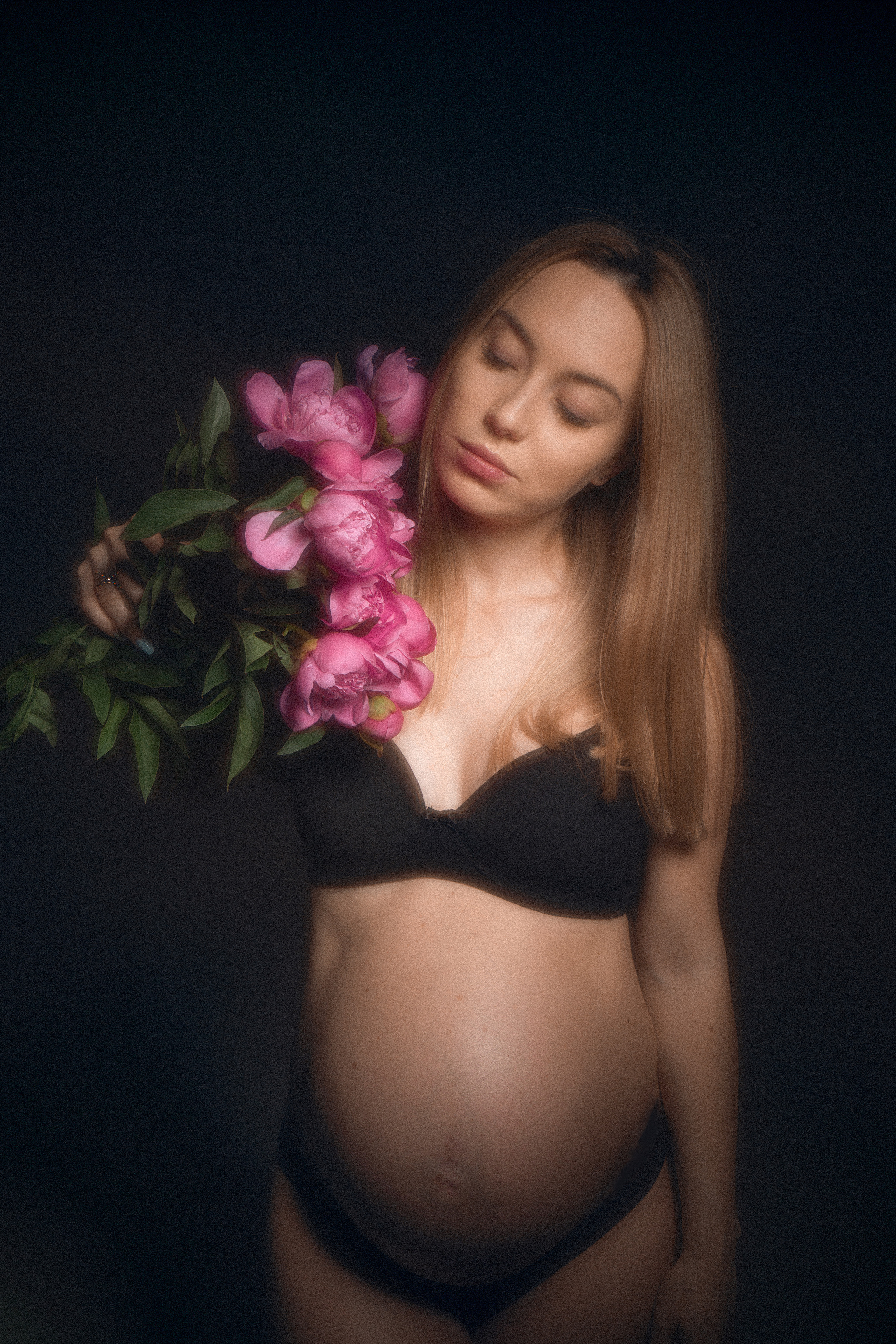 Lera. Portrait Photographer in Berlin Daria Doch Schwangerschaftsfotos