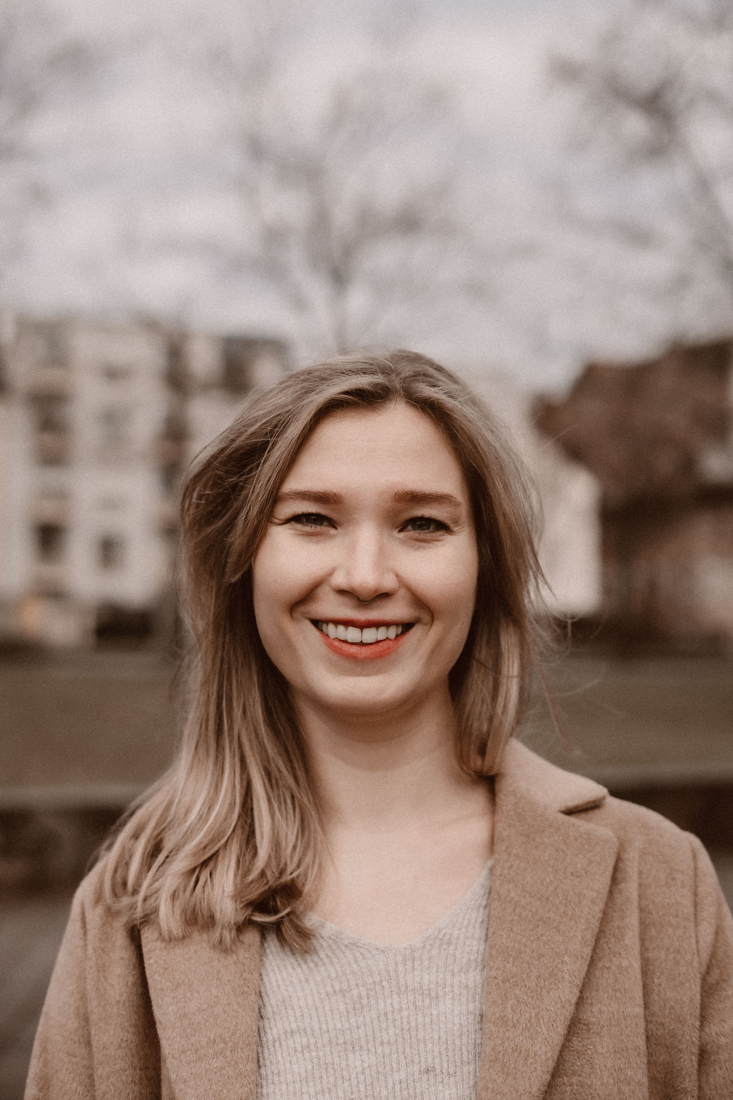 Sara. Portrait Photographer in Berlin Daria Doch Schwangerschaftsfotos