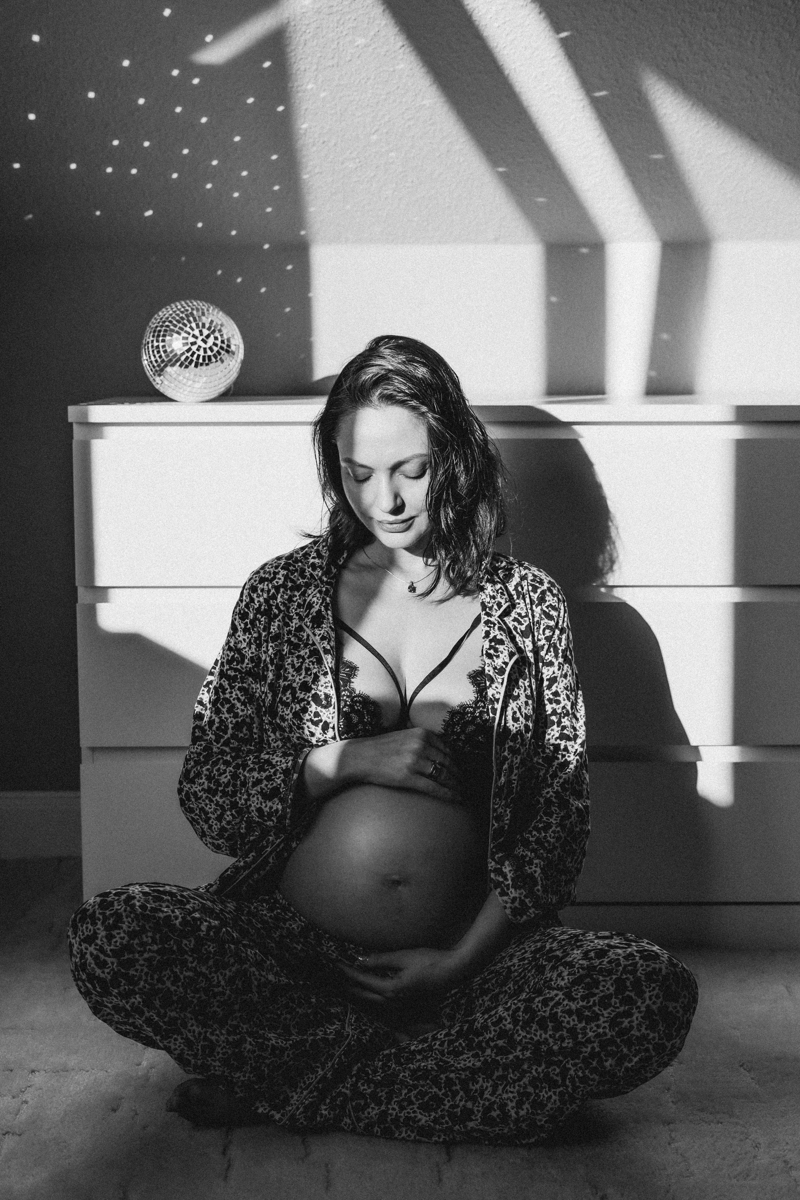 NatalYa. Portrait Photographer in Berlin Daria Doch Schwangerschaftsfotos