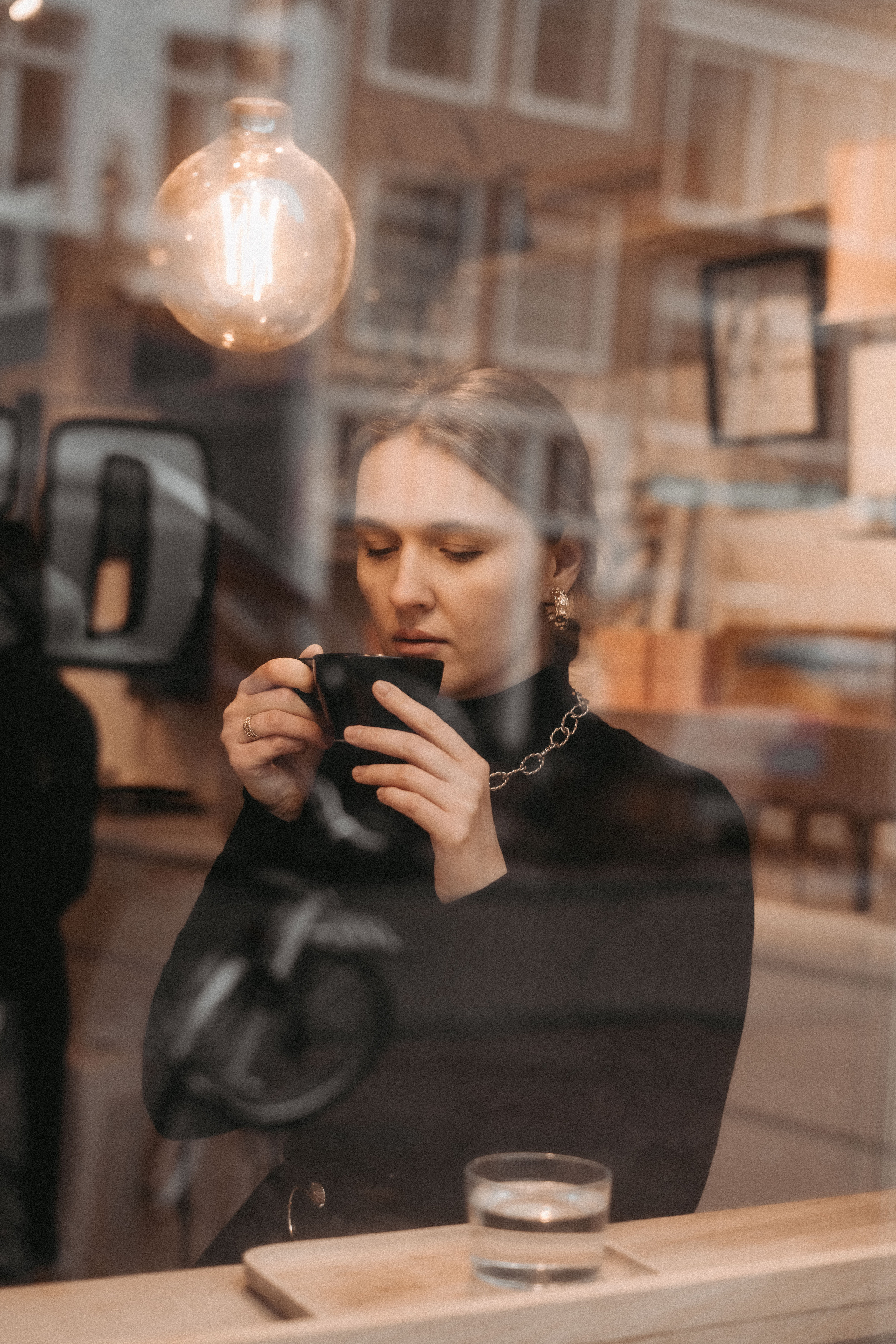 Amsterdam - Nora. Portrait Photographer in Berlin Daria Doch Schwangerschaftsfotos
