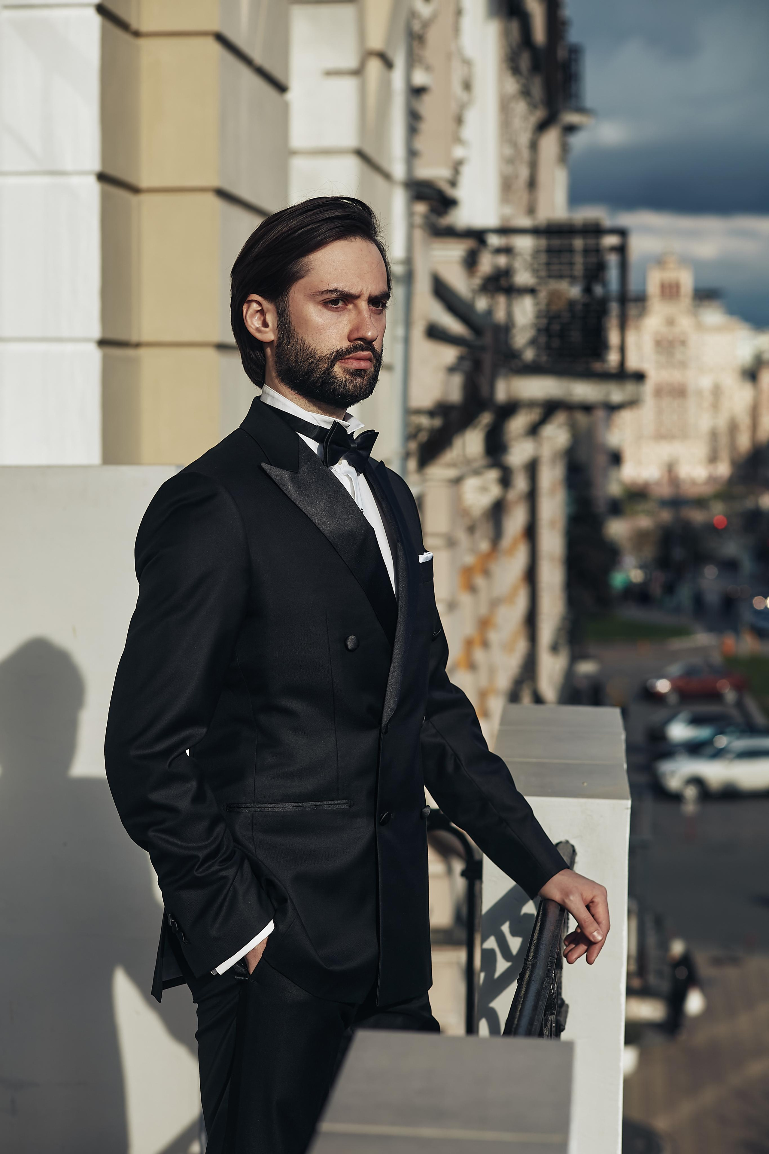 Opera singer Gleb. Amazing photo session at a time convenient for you. Y