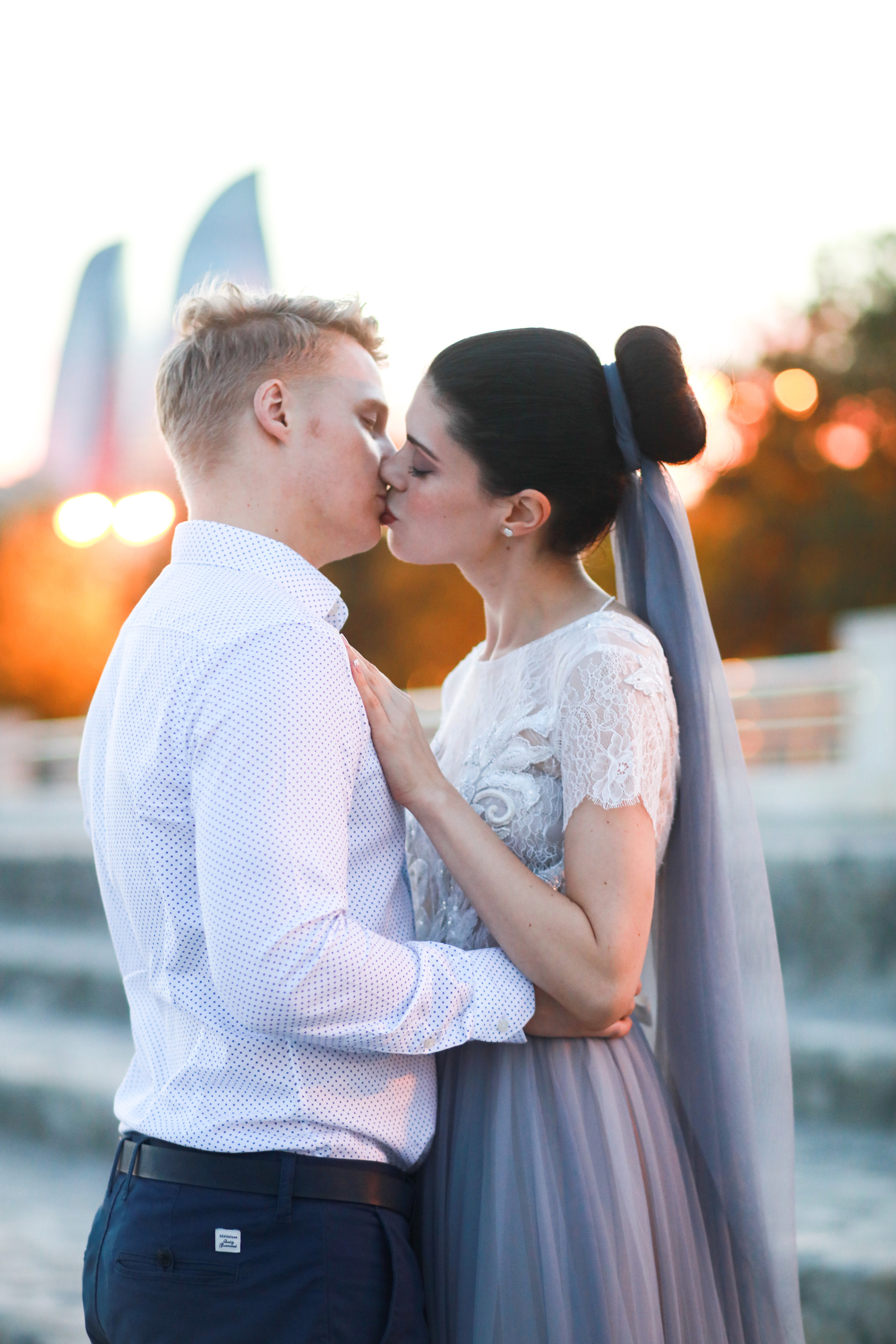 Lovestory in Baku. Amazing photo session at a time convenient for you. Y