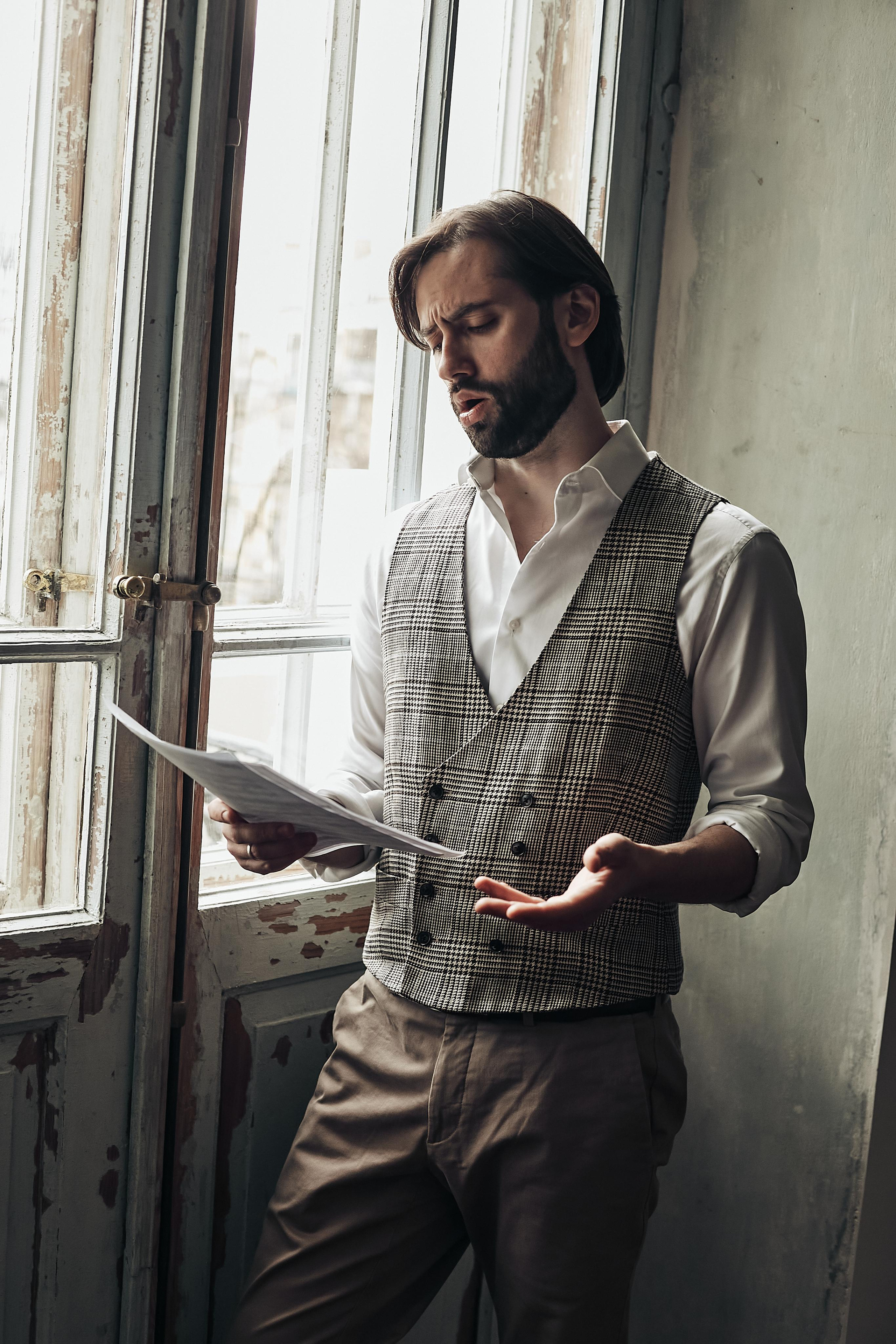 Opera singer Gleb. Amazing photo session at a time convenient for you. Y