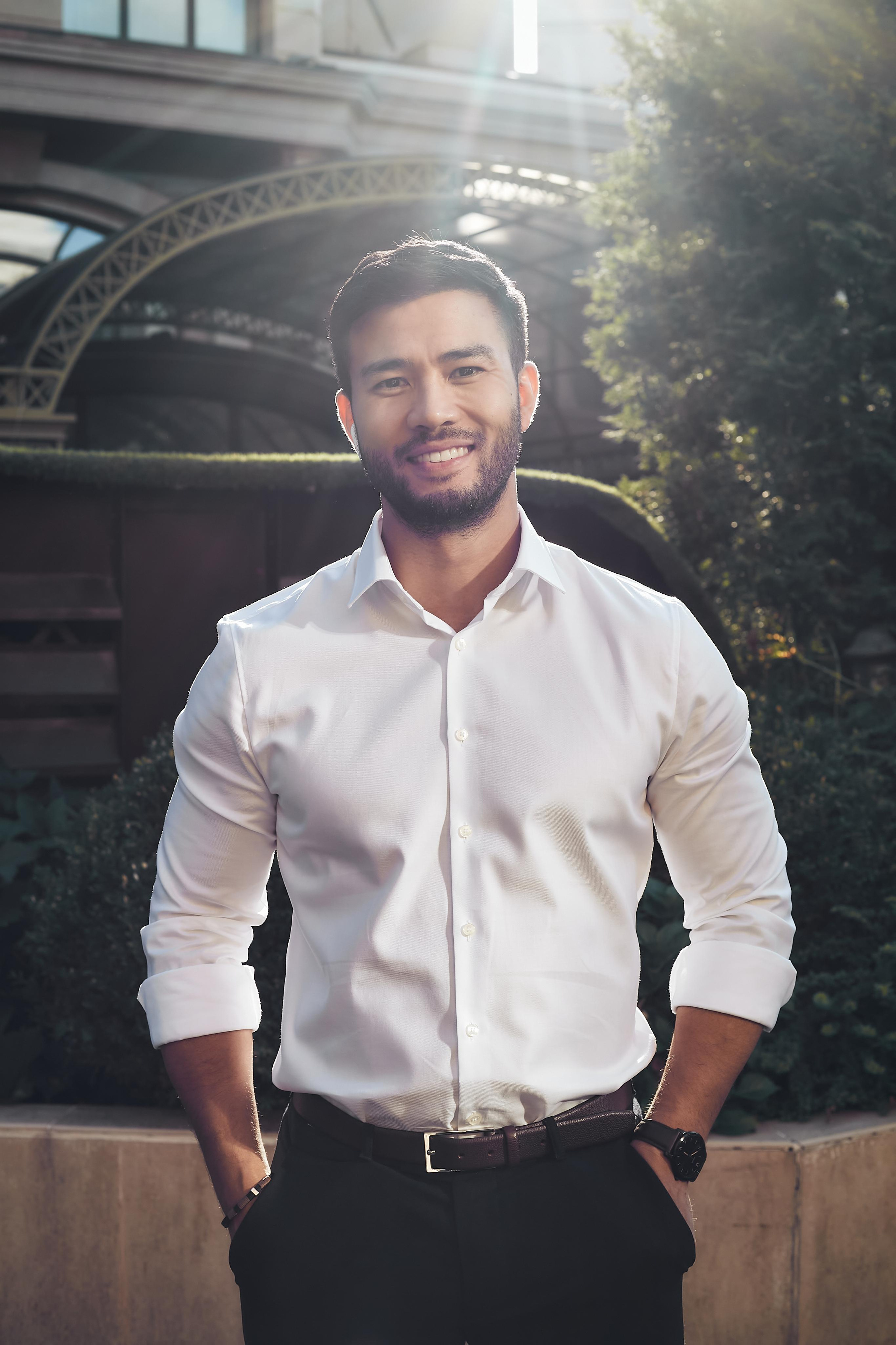 IT entrepreneur. Amazing photo session at a time convenient for you. Y