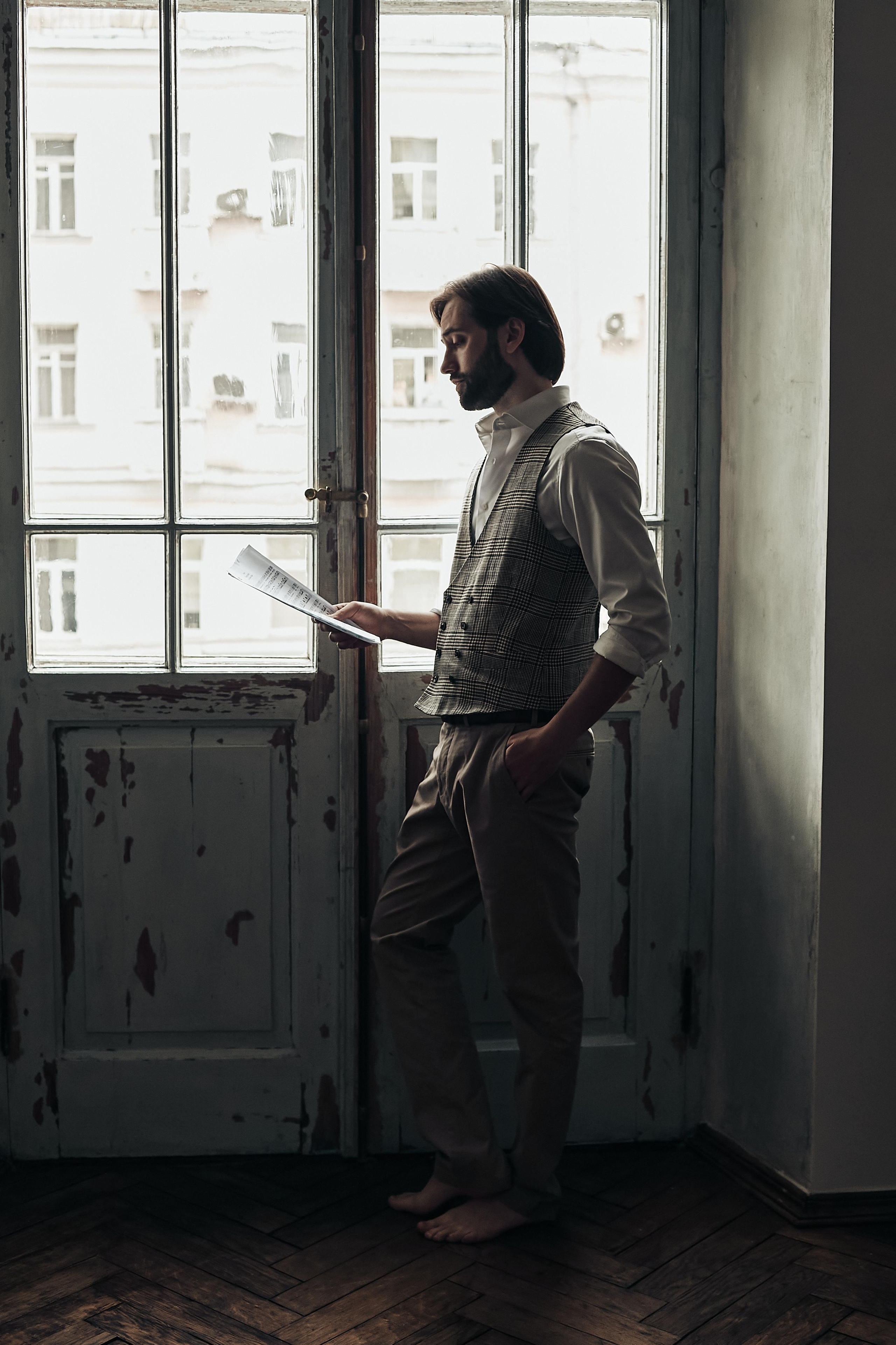 Opera singer Gleb. Amazing photo session at a time convenient for you. Y