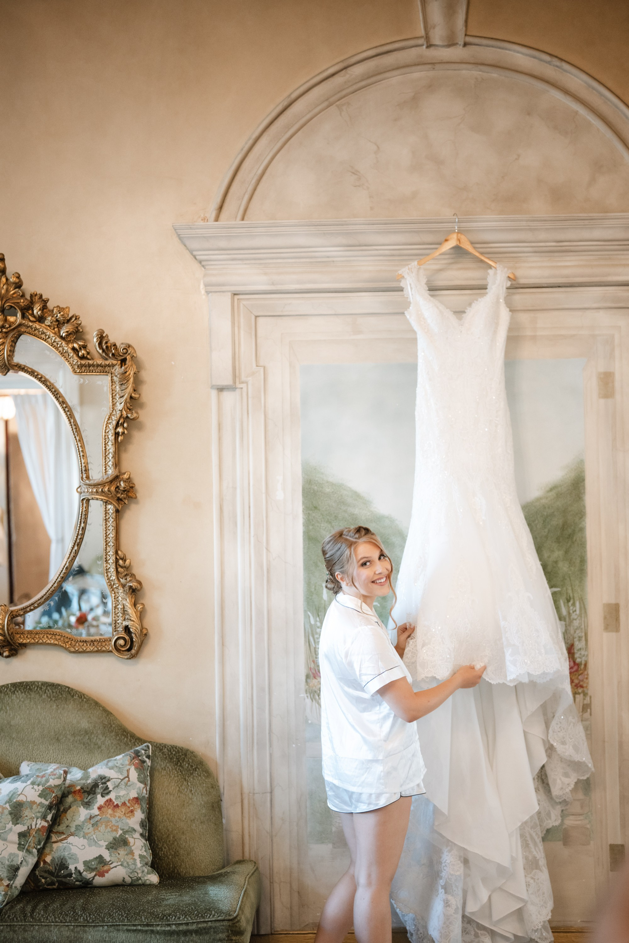 Oct 2025- Hanna and Johnathan’s wedding. Portrait and wedding photographer in New York