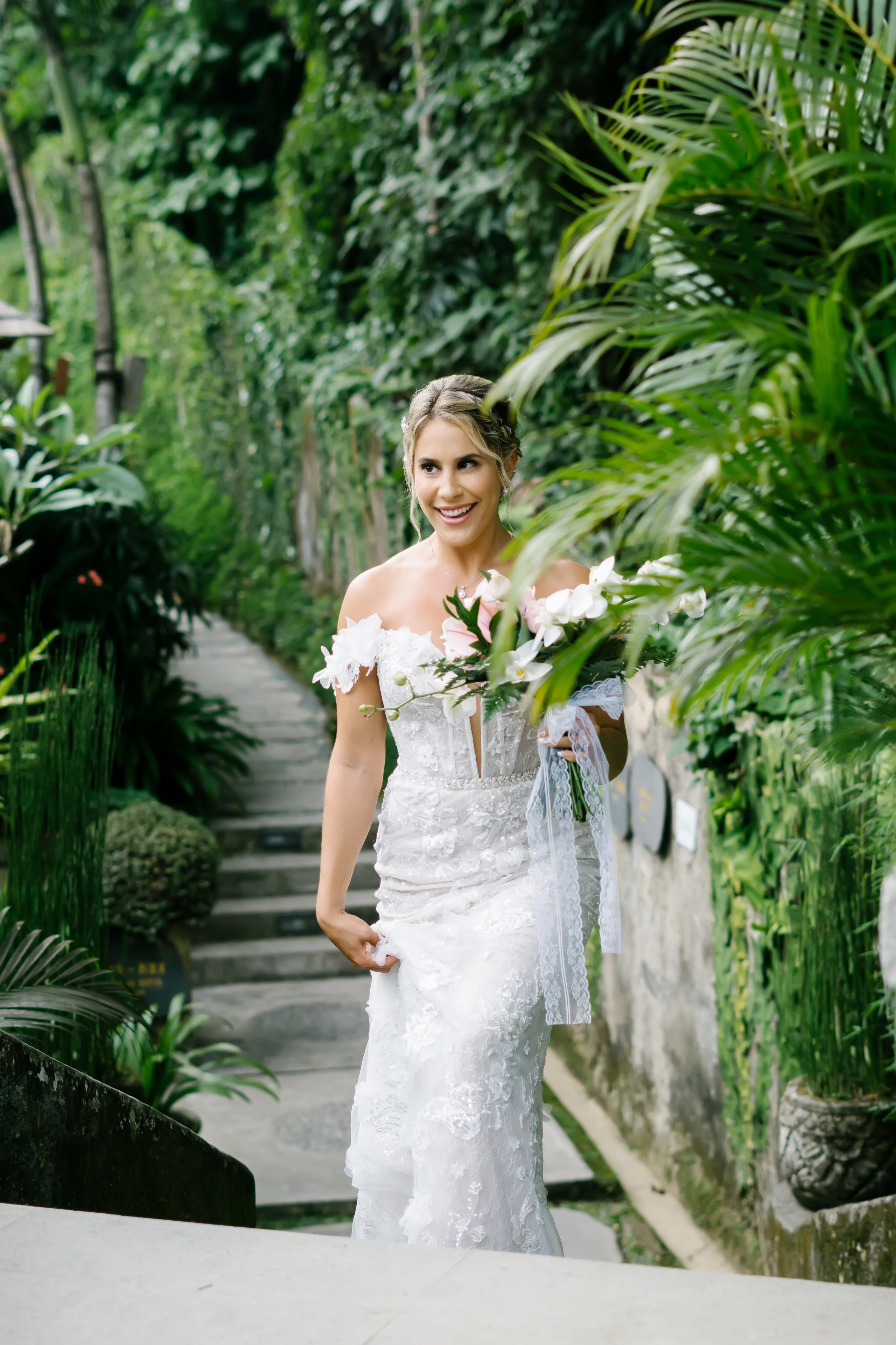 Jamie & Jordan. Female Photographer in Bali
