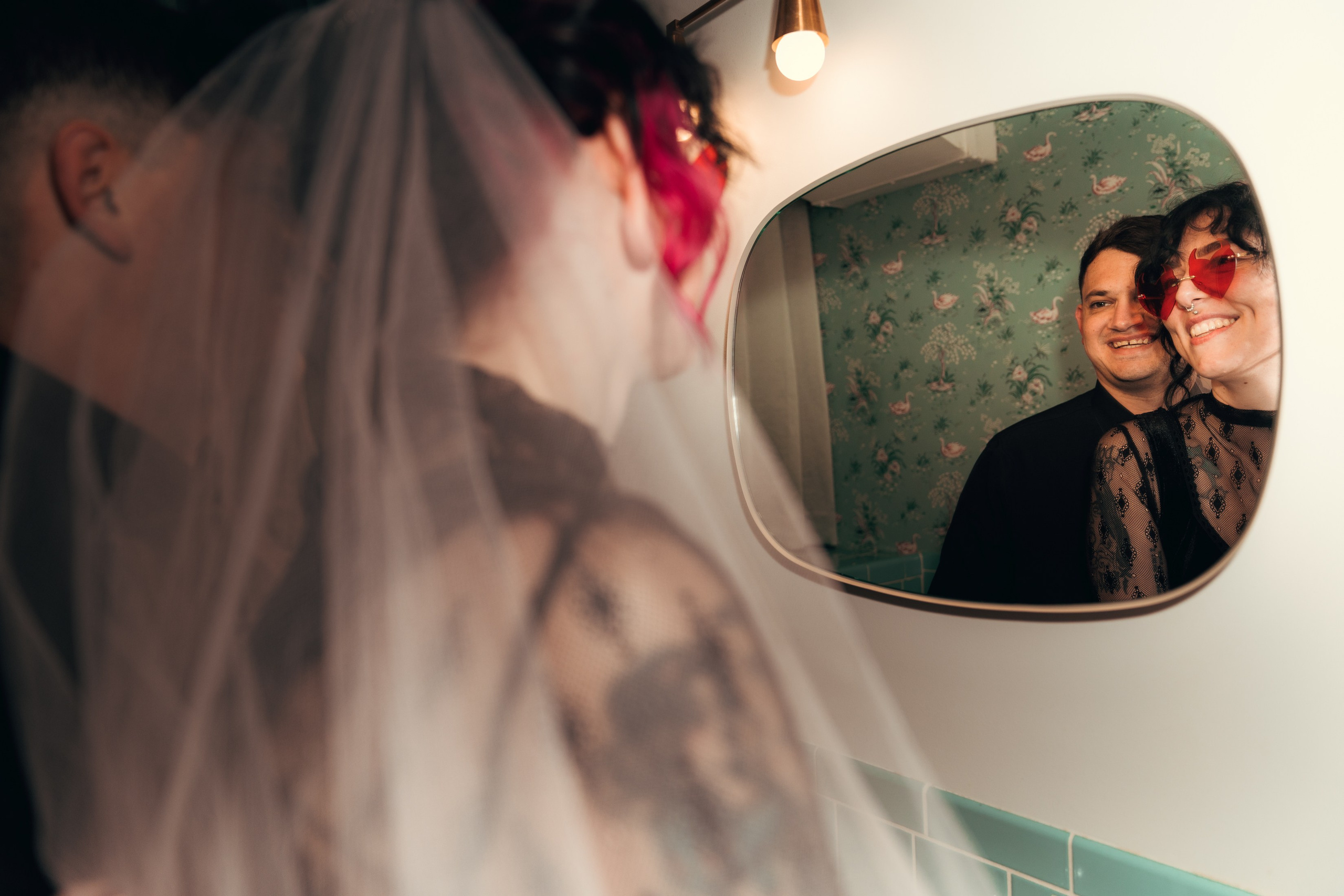 Bee&Tony. Wedding & elopement photographer Viktoriya Kravtsov. Las Vegas