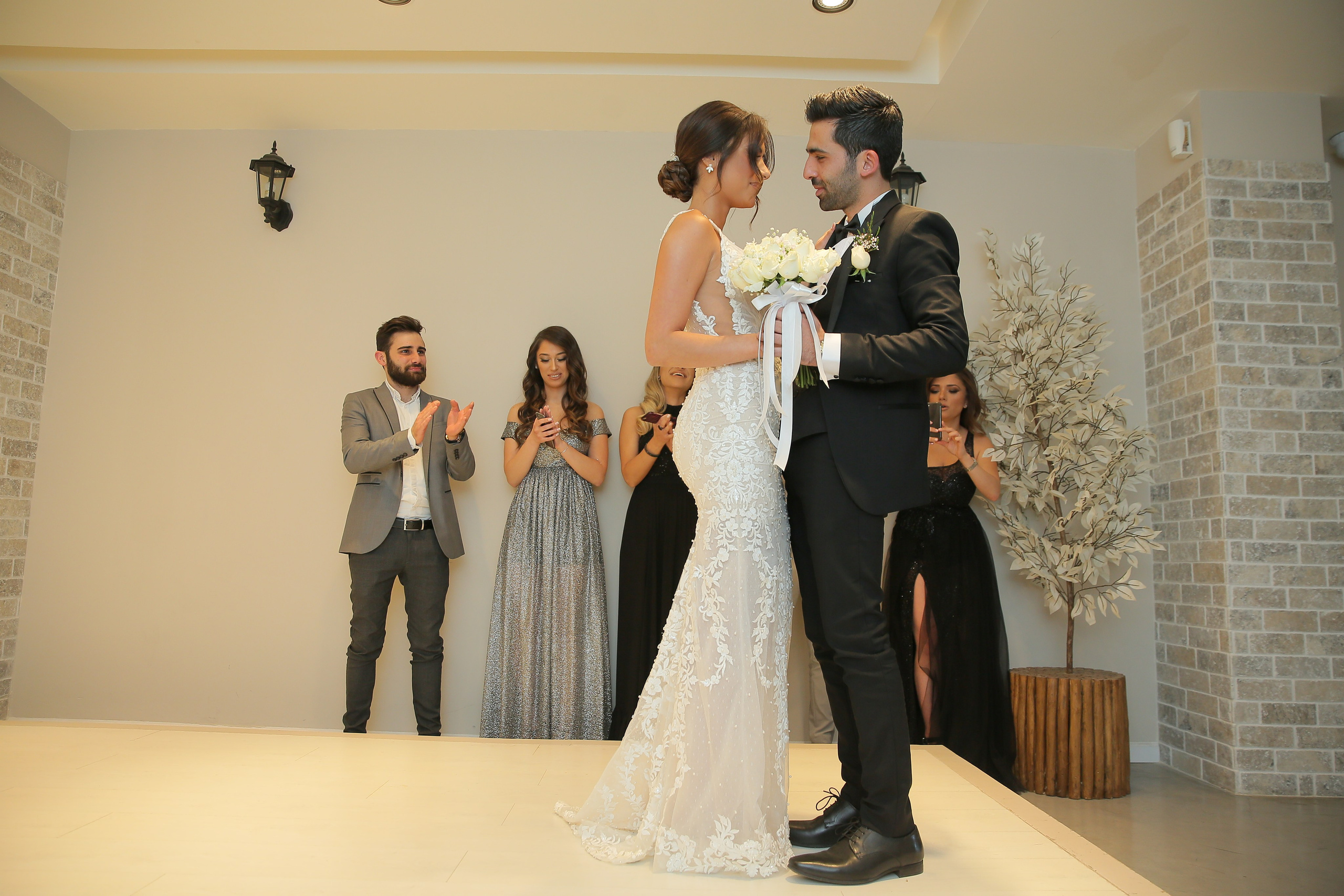 Hila & Moshe. Wedding and events photographers Studio Shalom