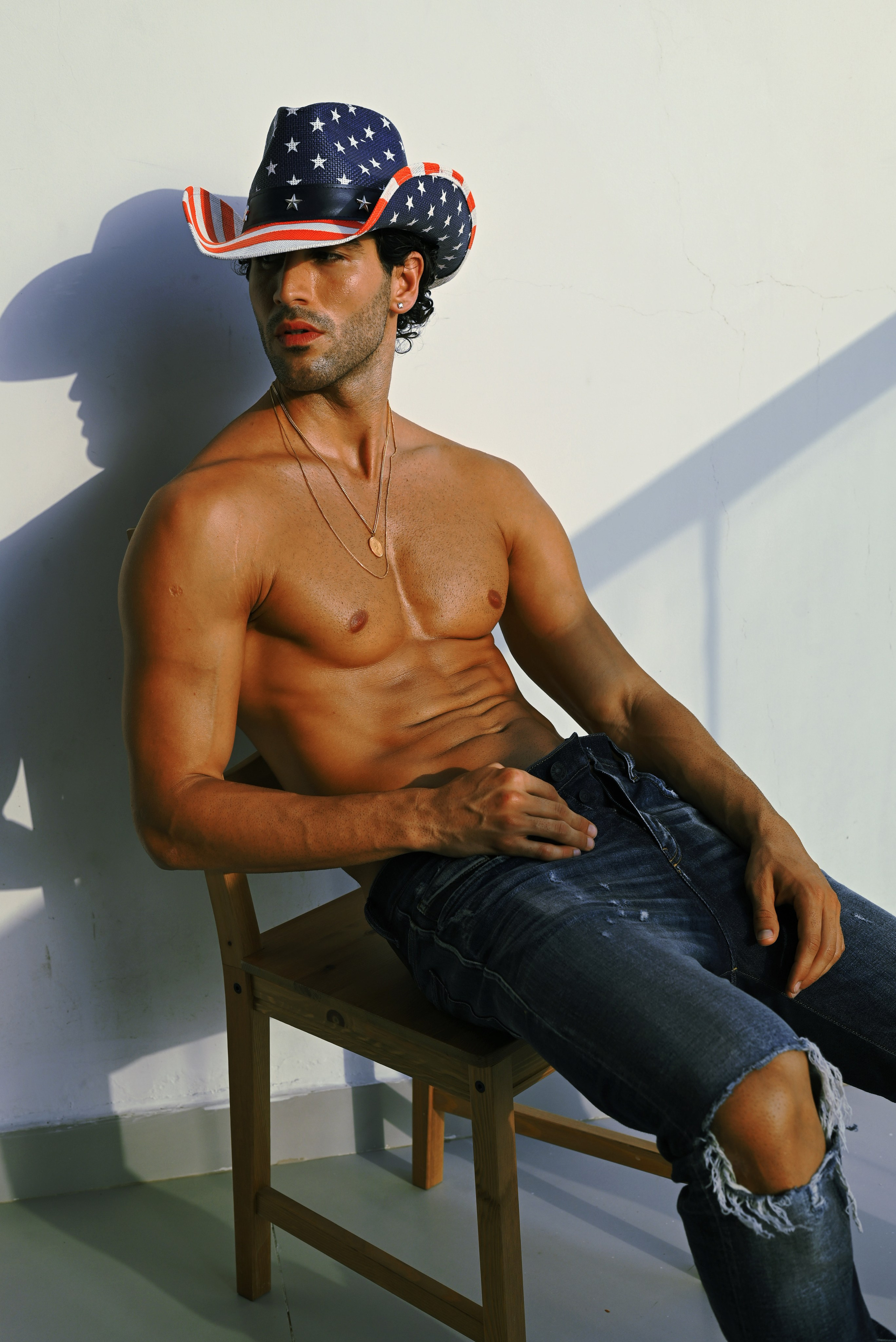 МУЖСКАЯ ПОРТЕТНАЯ СЪЁМКА. Фотограф и Reels креатор в Дубае