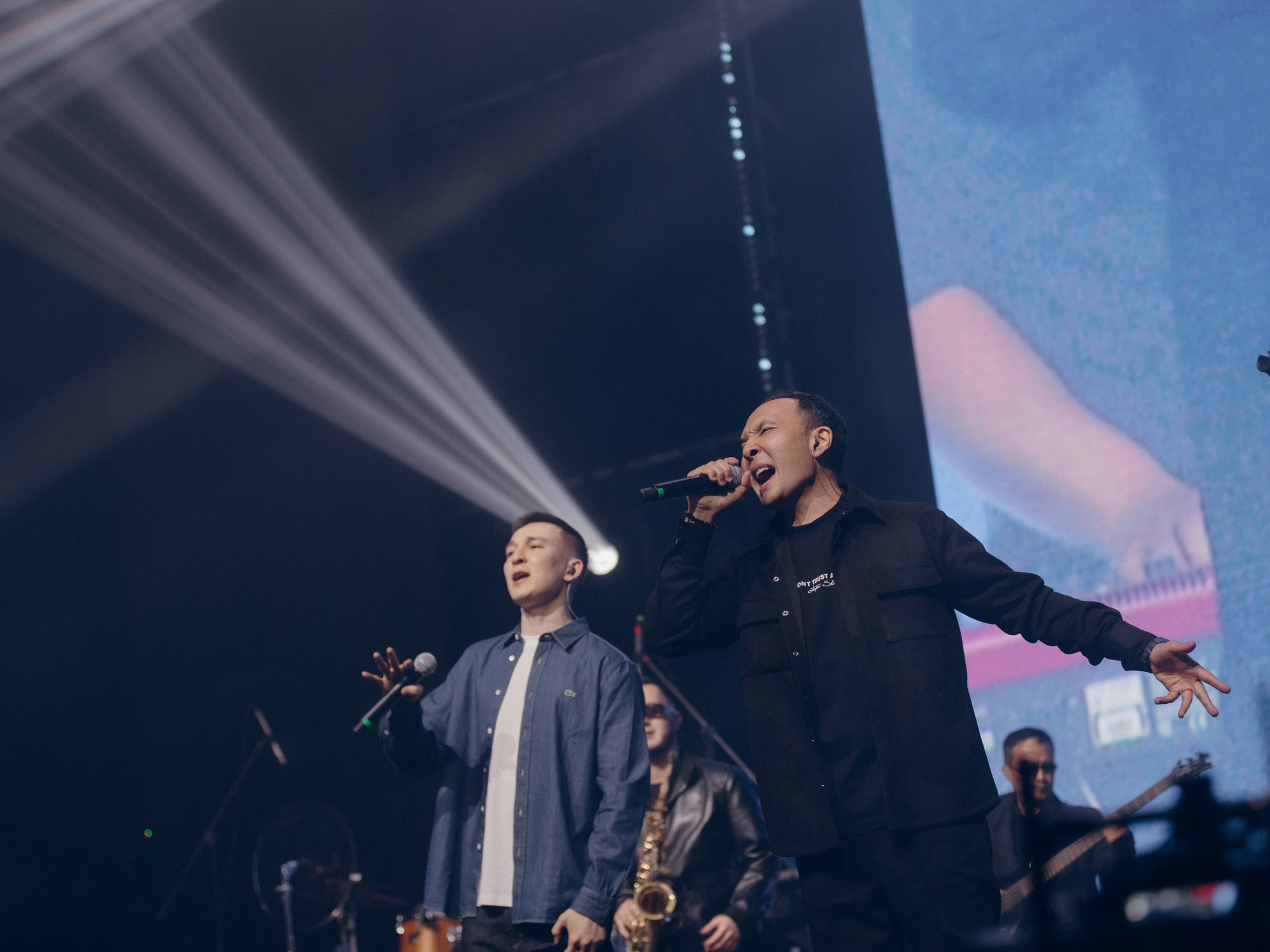 Концерт: ULUKMANAPO. Азимжан Нуритдинходжаев — свадебный фотограф