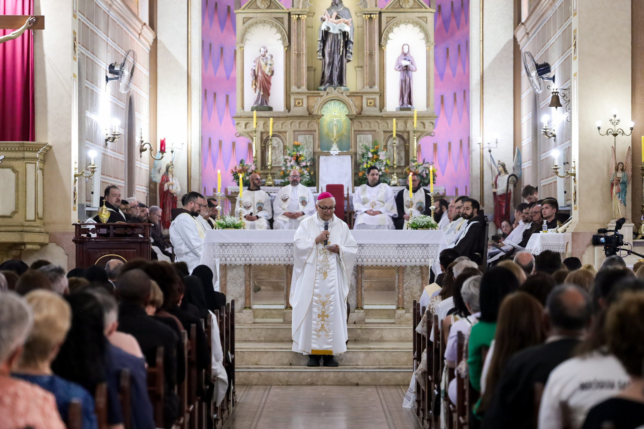 Ordenação Sacerdotal. Fotógrafo de momentos Sagrados