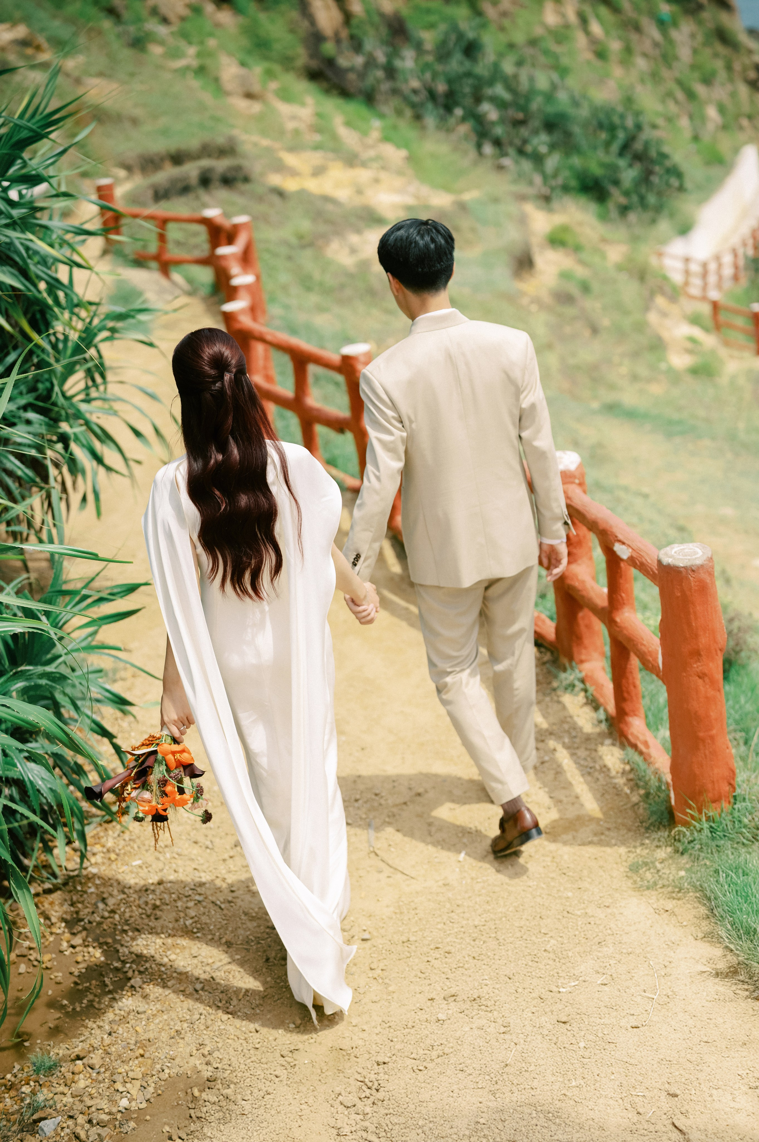 The An & Thu Huong. Nukaphotographer Classic, Romantic & Timeless Wedding Photography Basedd inin Quy Nhon — Ho Chi MinhMinh, Viet Nam