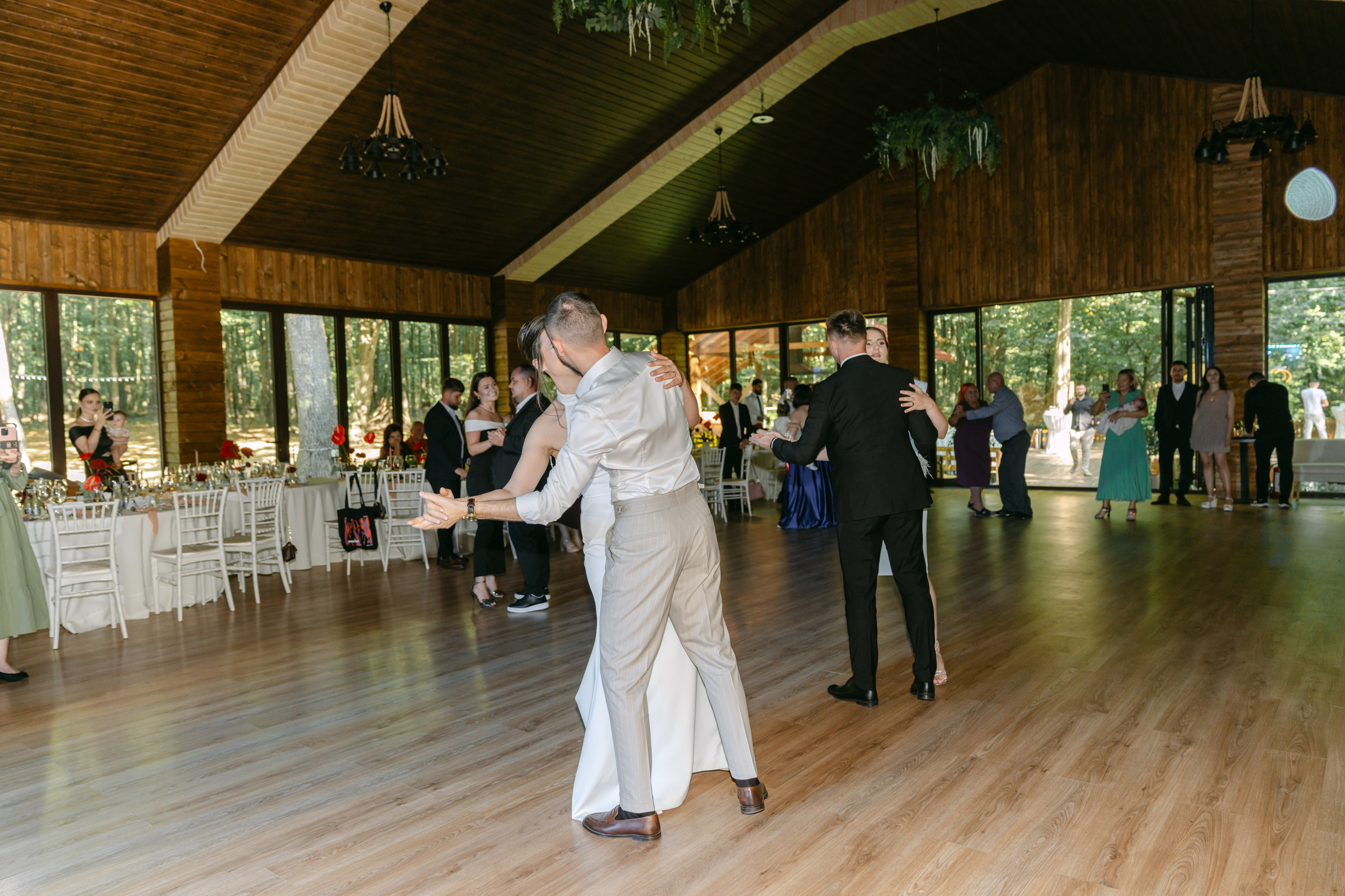 Alex & Corina. Gabrielacojocariu.com