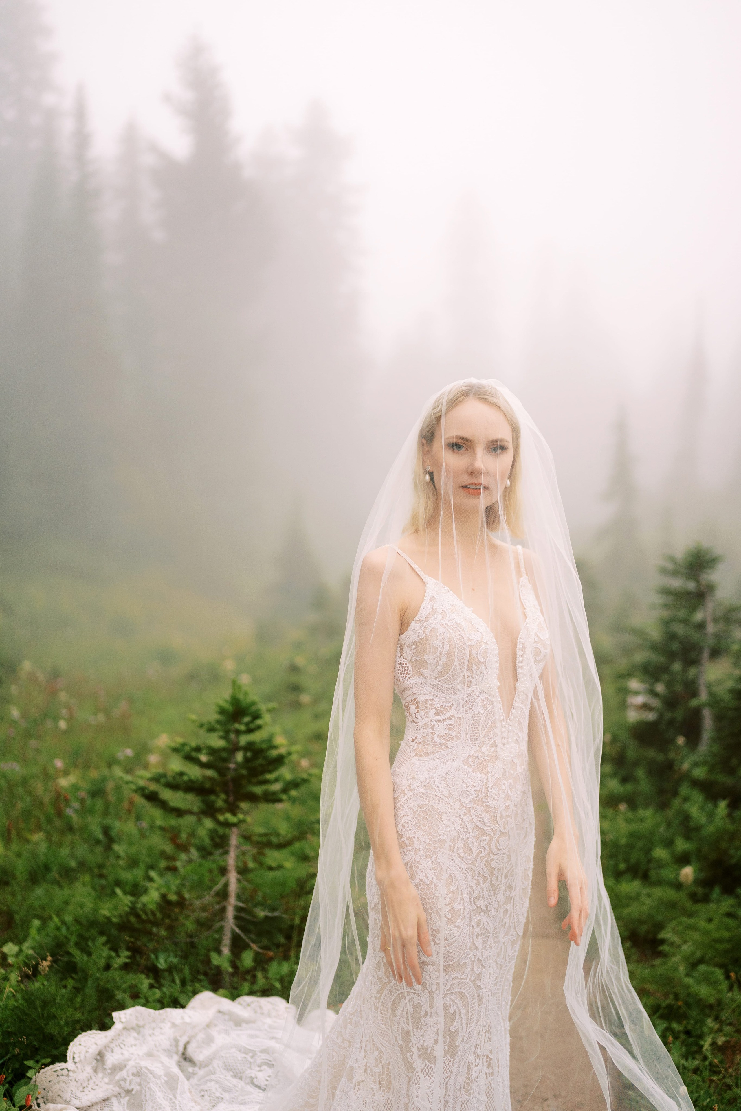 Rachel & Ryan Wedding photoshoot. August 2024. Little Tipsoo Lake, WA Day 2. EVAN ARISTOV WEDDING PHOTOGRAPHY — Seattle Wedding Photographer