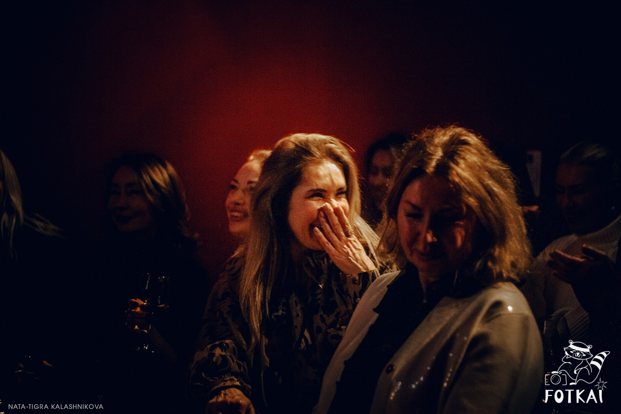 Eduard Matsaberidze en Madrid 14 de febrero 2026 — fotos del show de stand-up | FOTKAI