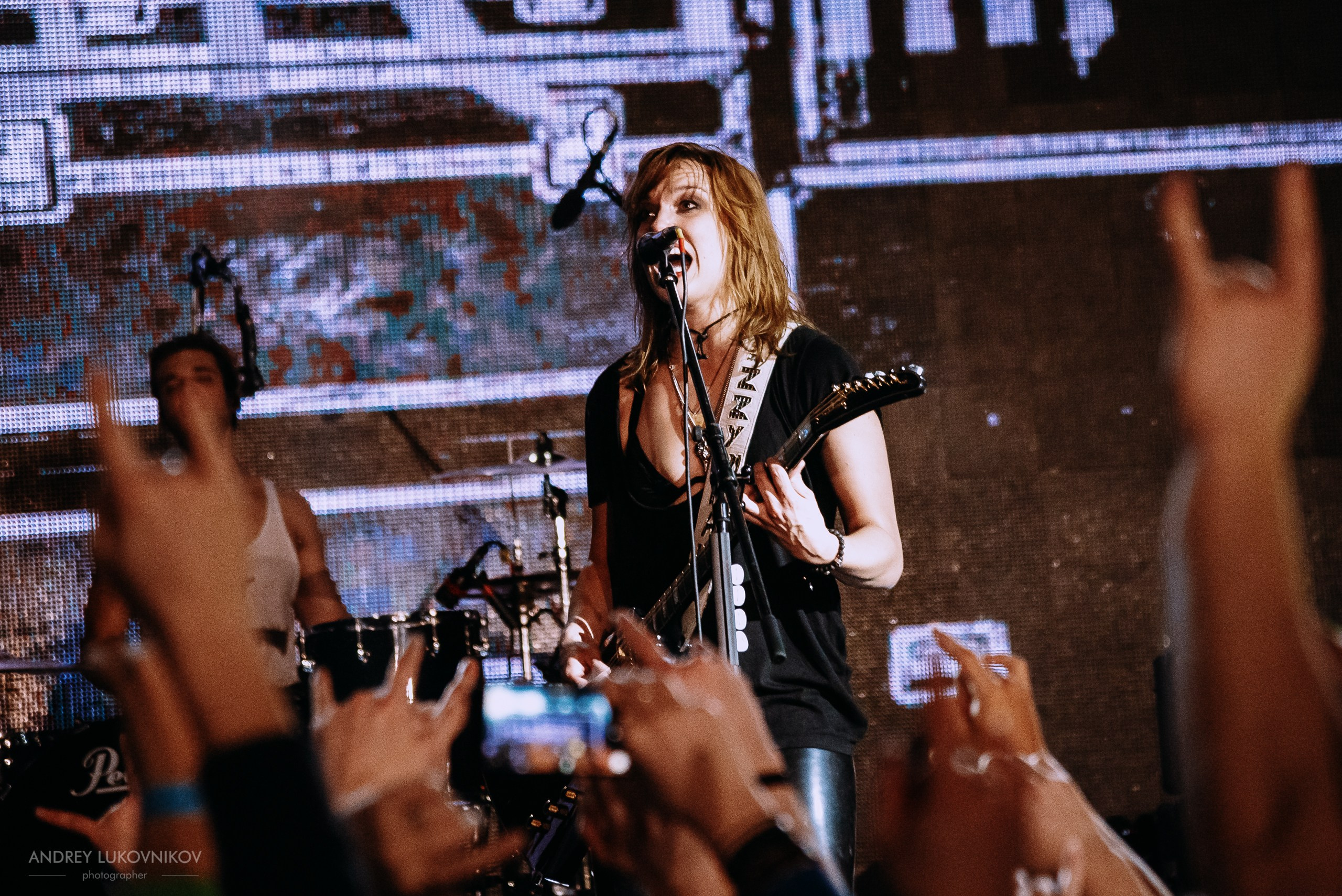 Halestorm. Into the Wild Life Tour 2016