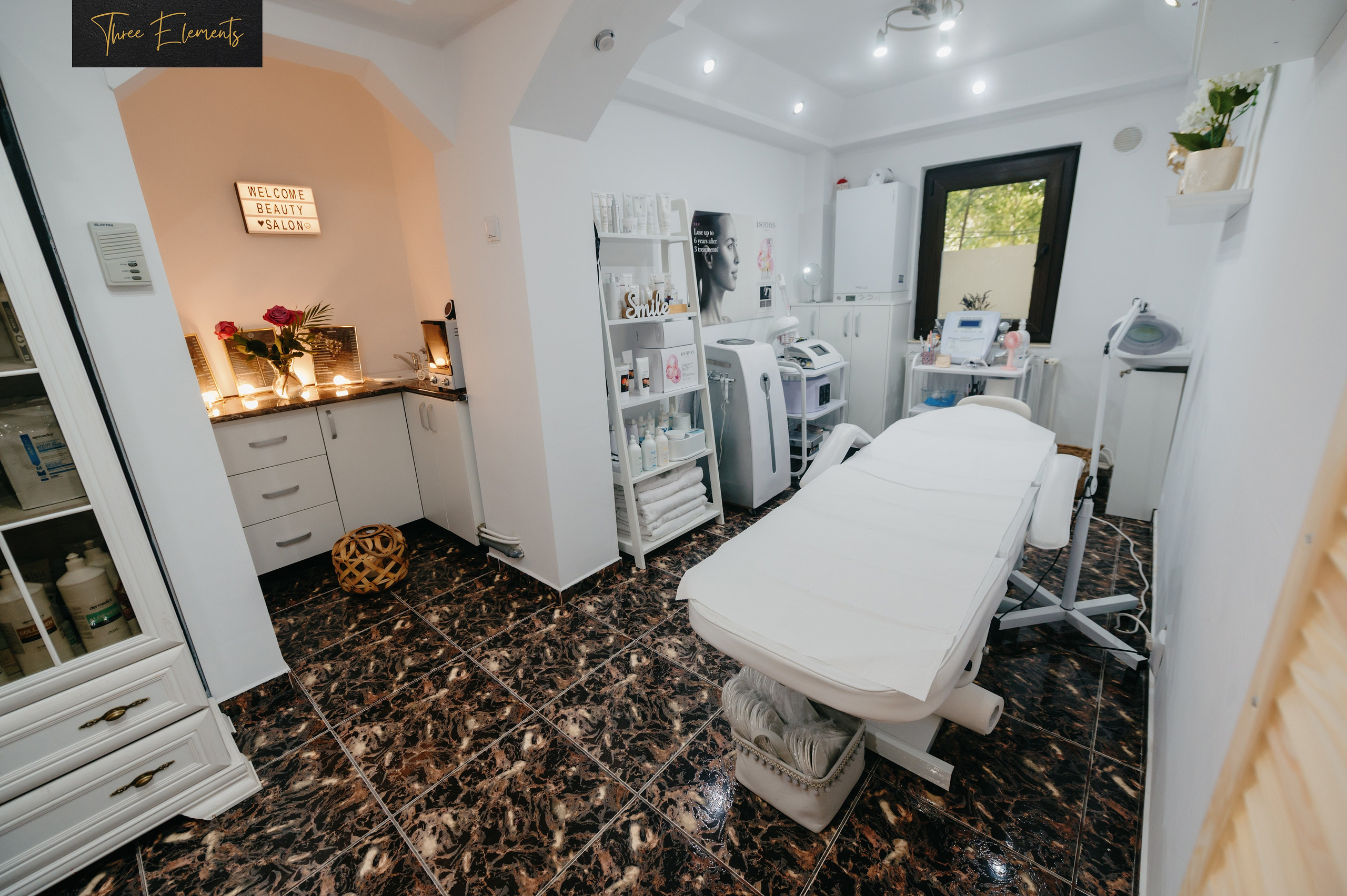 Three Elements. Laurentiu Stefan StoryTeller