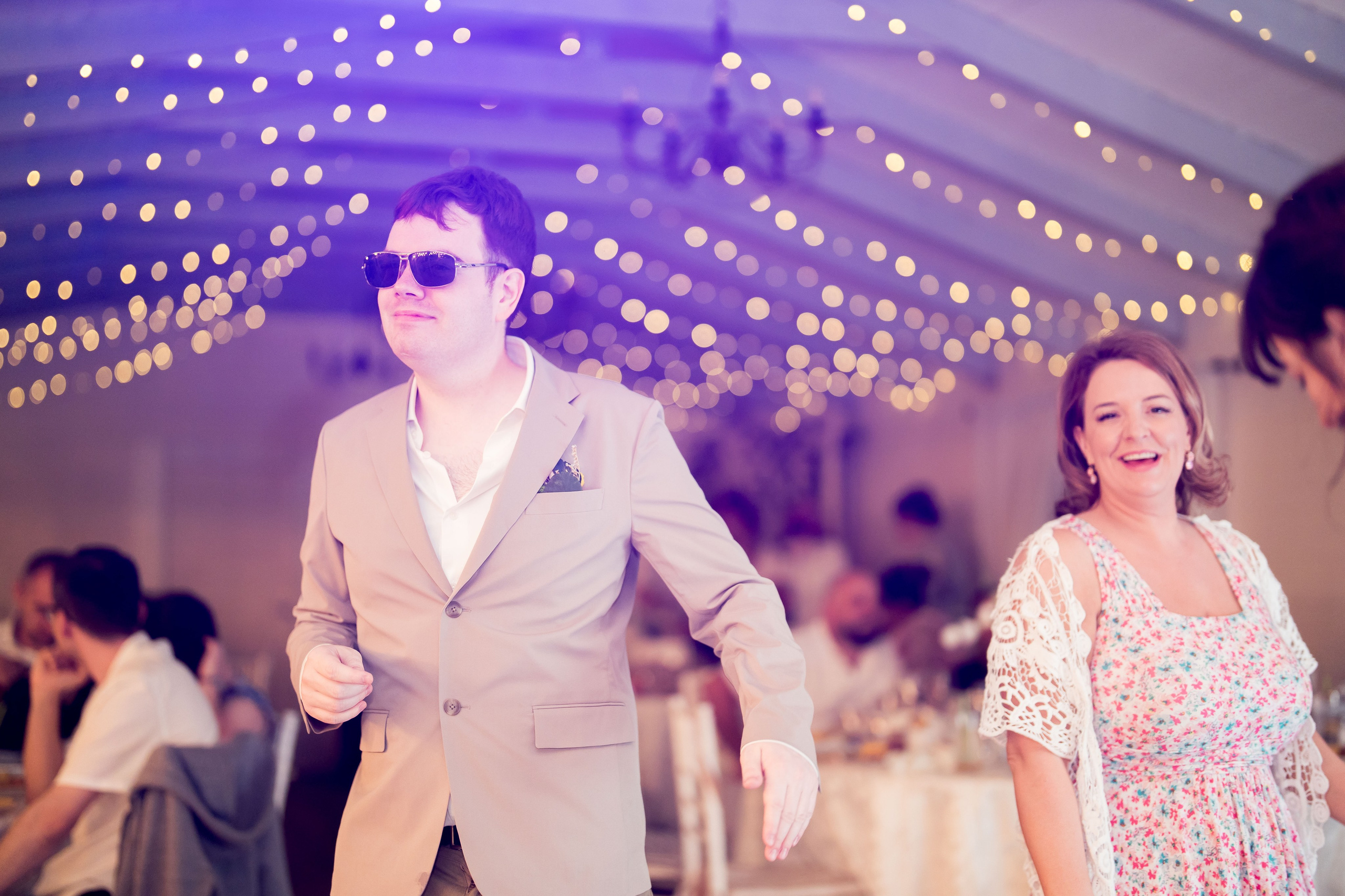 PARTY. Gabriel Florea — Fotograf nuntă București