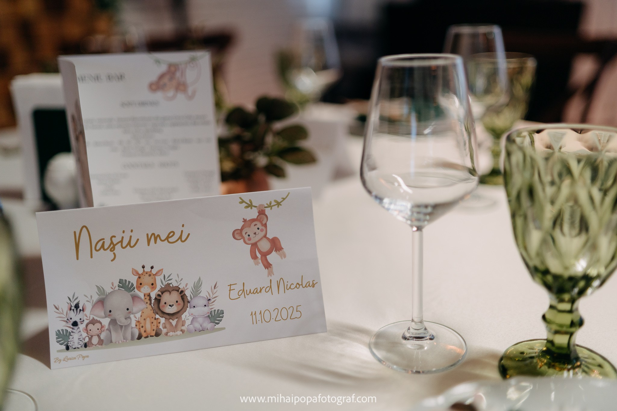 Fotograf de botez în Bucuresti| Mihai Popa Fotograf. Fotograf Nuntă & Botez București - Mihai Popa | Dincolo de oameni, imortalizez emoții!