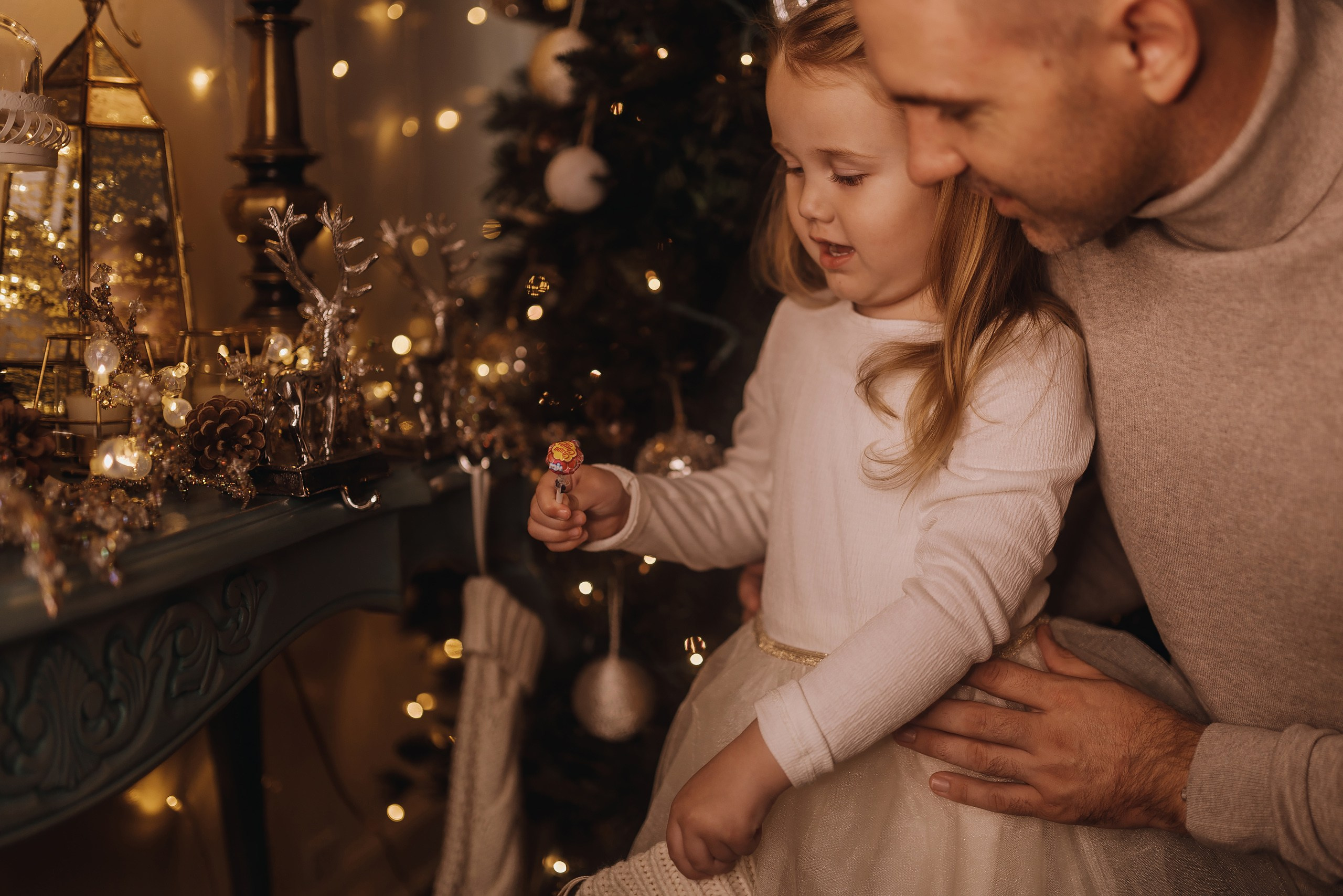 25.11.2023 Christmas Photoshoot. Wedding family event photographer in Chicago Nick Yushevich