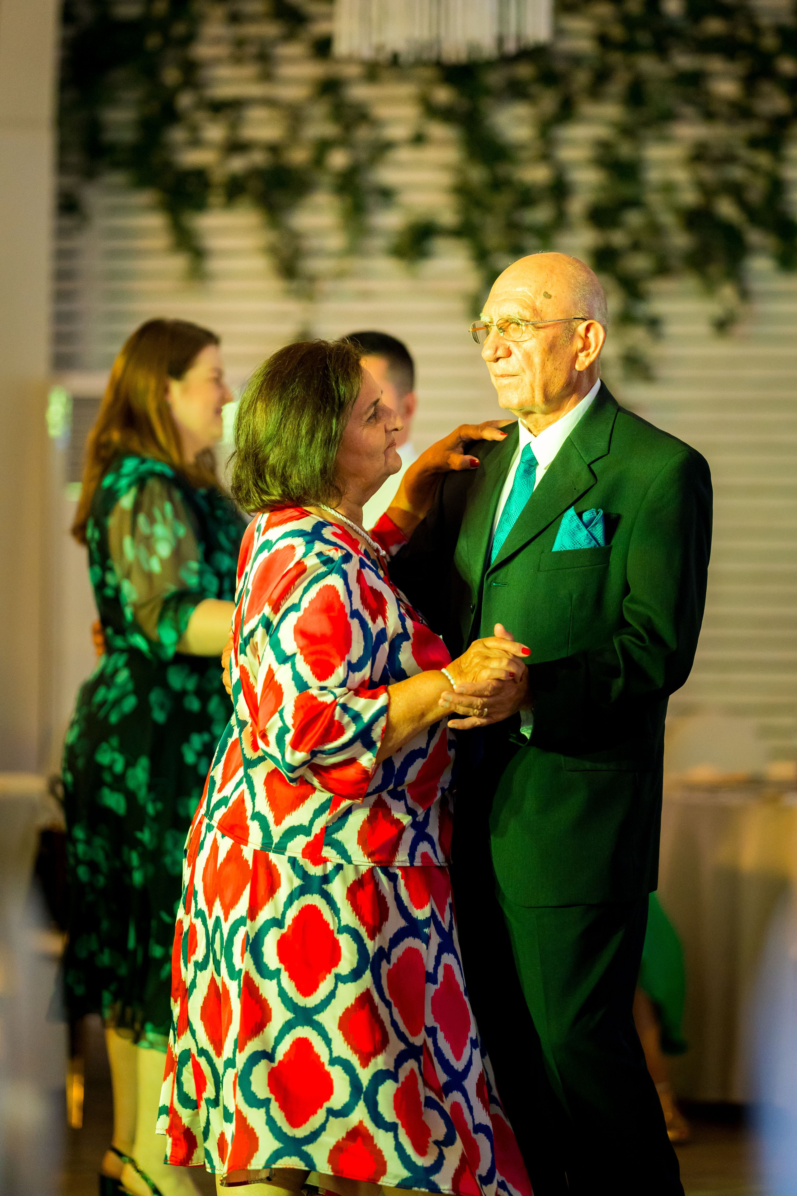 PARTY. Gabriel Florea — Fotograf nuntă București