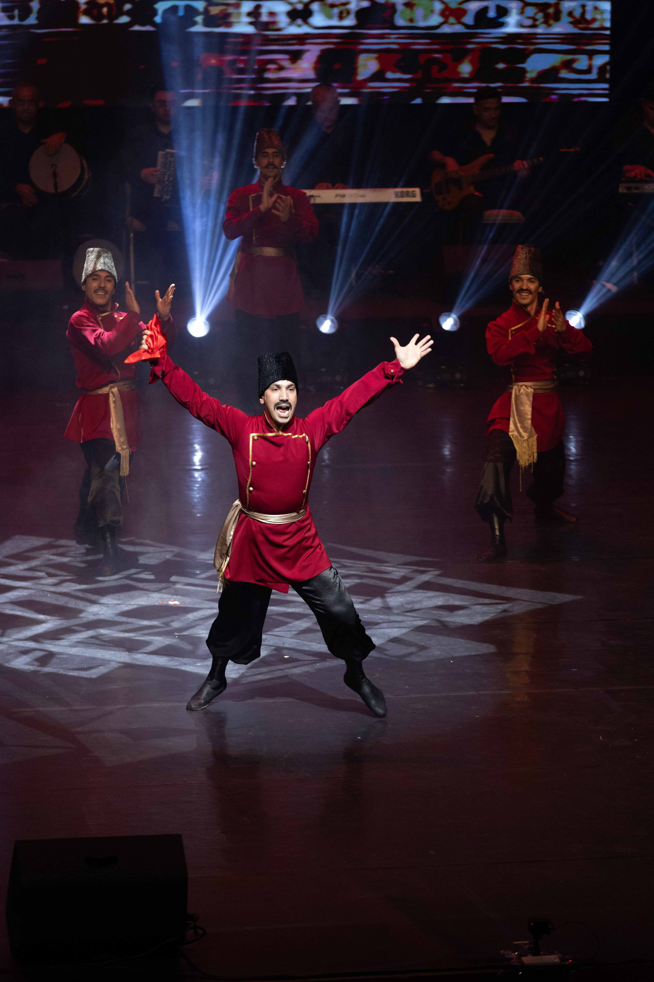 STATE DANCE ENSEMBLE. Wedding&Event photographer Ismail Rzayev in Baku