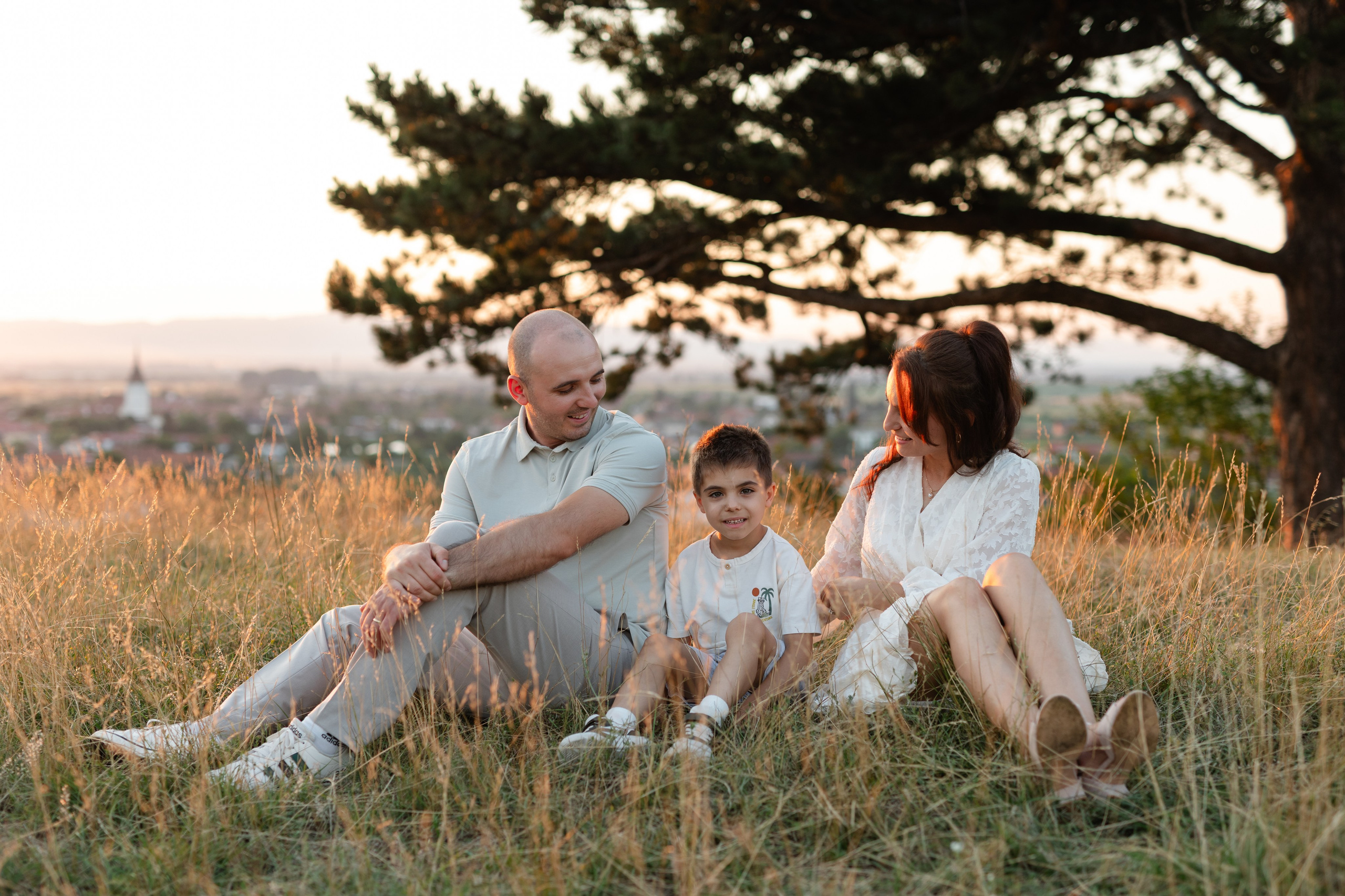 Claudia, Ionut & Cezar — Family. Main