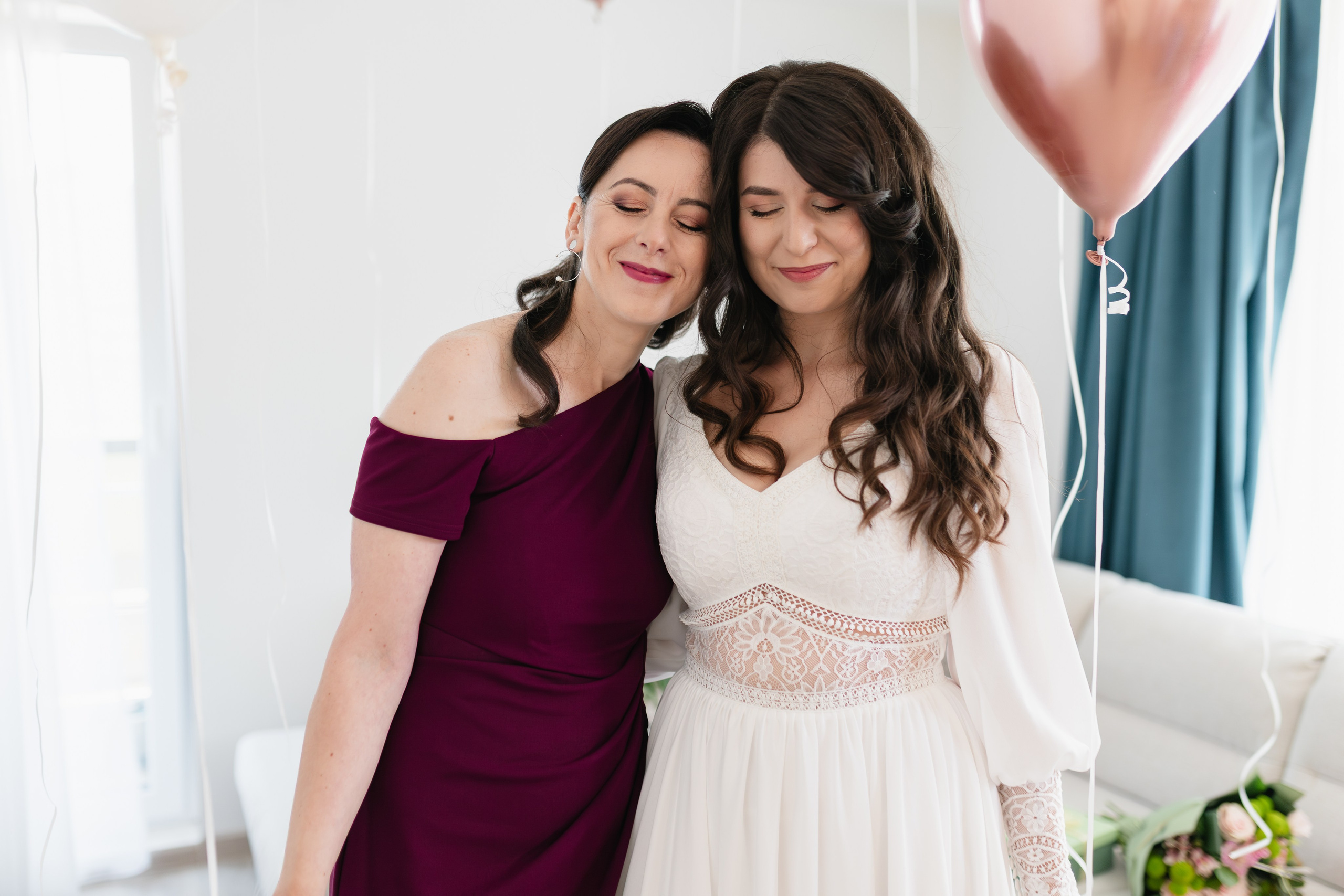 Flori & Cosmin. Main