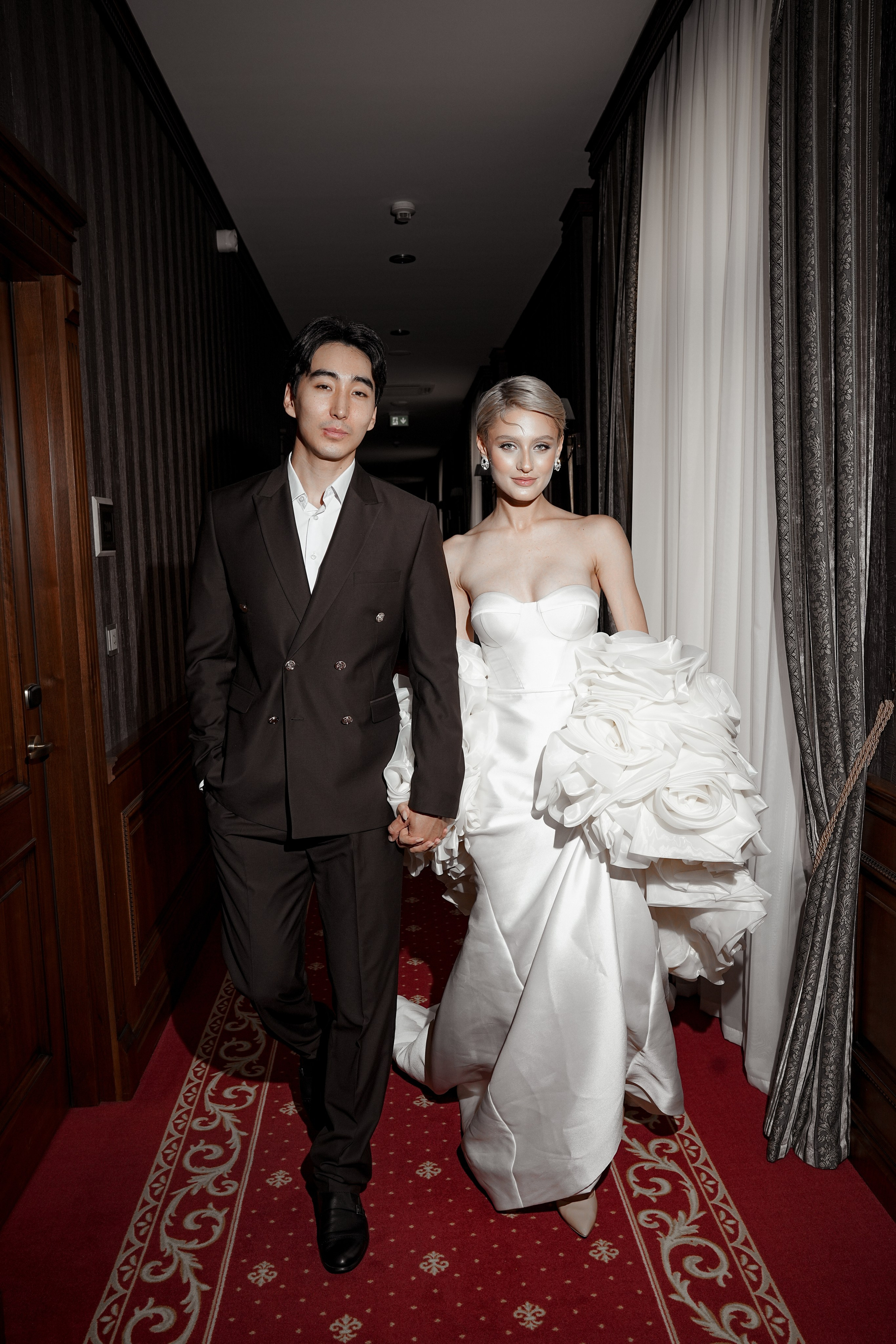 Николь Амир