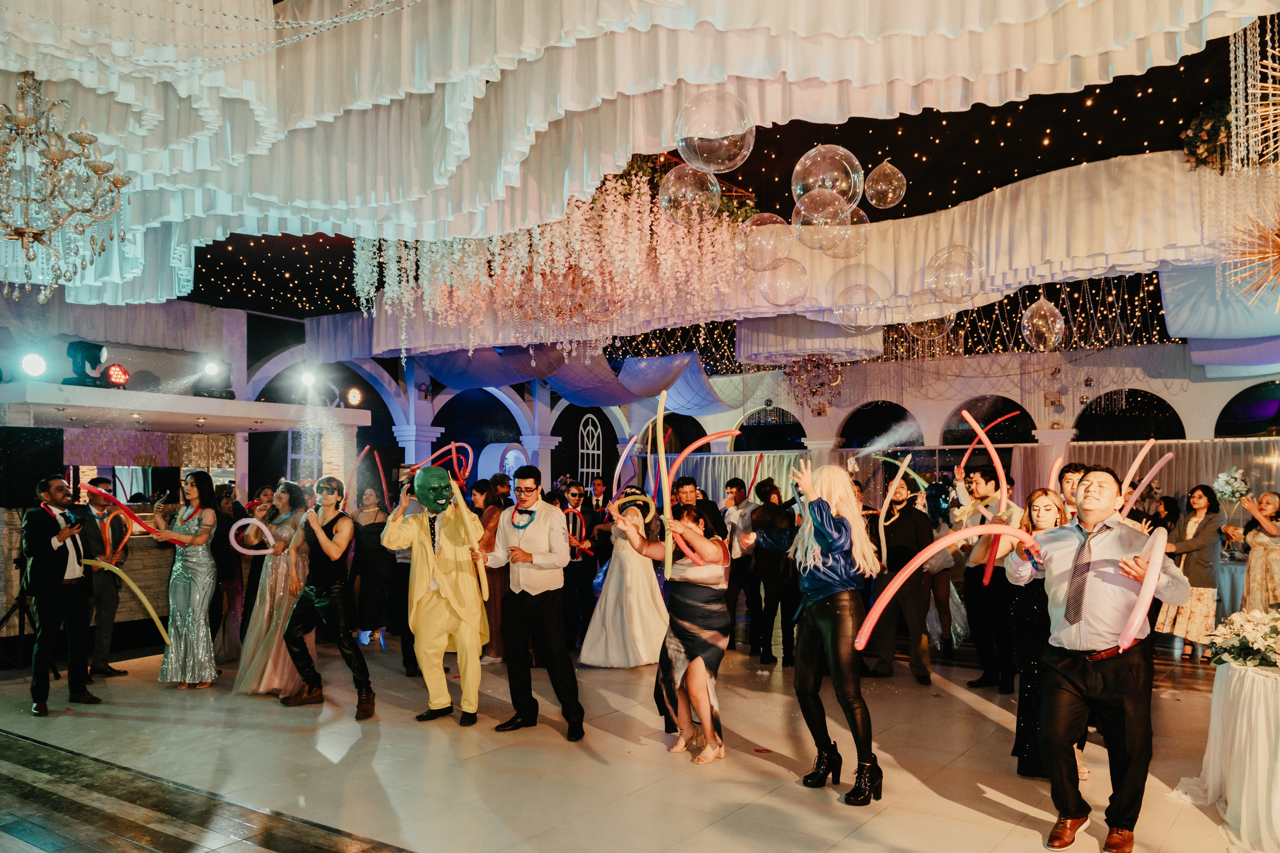VANIA + LUIS BODA CIVIL. Studio KVTA | Fotografía y Video de Bodas en Arequipa