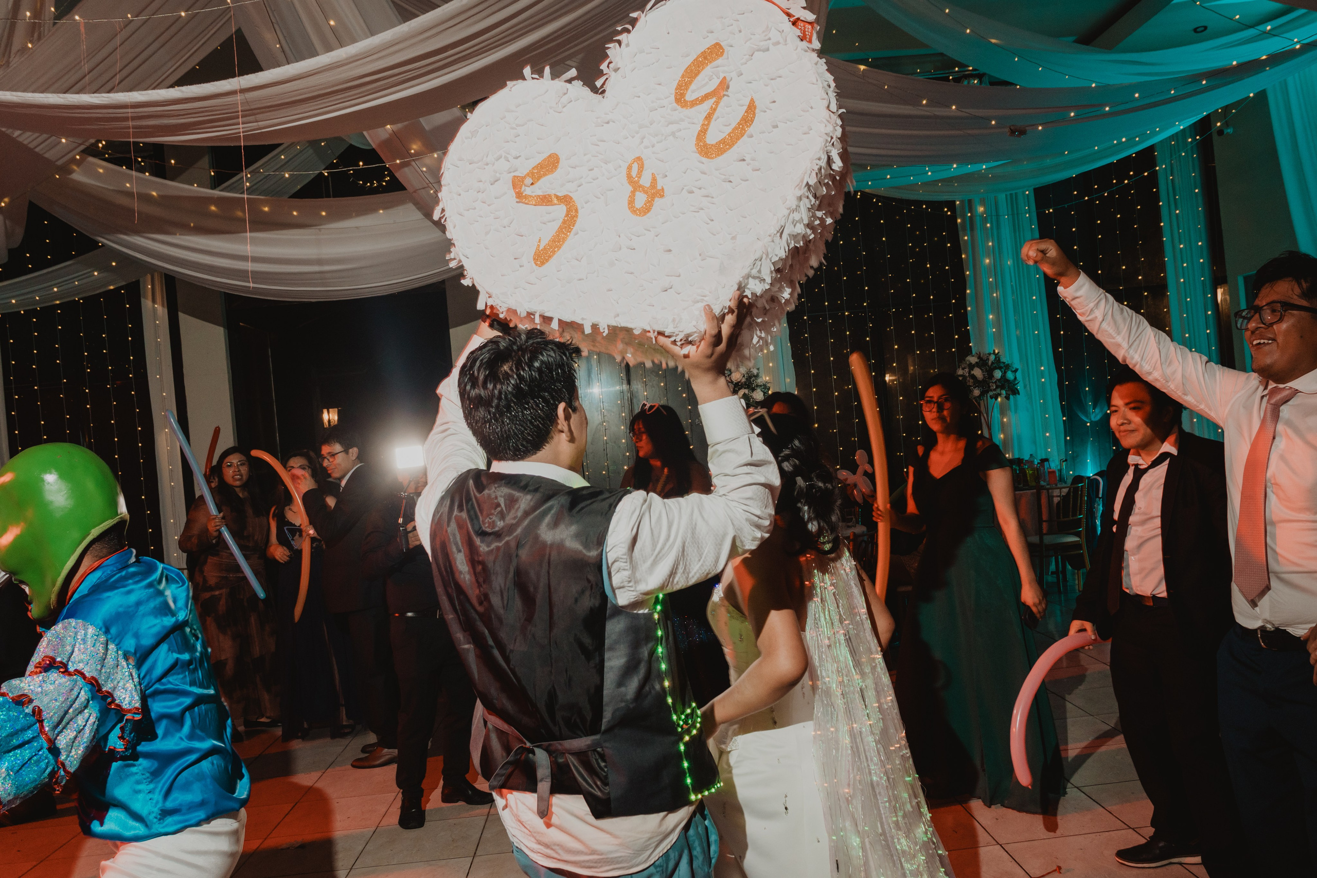STEISY + EMMANUEL | BODA RELIGIOSA. Studio KVTA | Fotografía y Video de Bodas en Arequipa