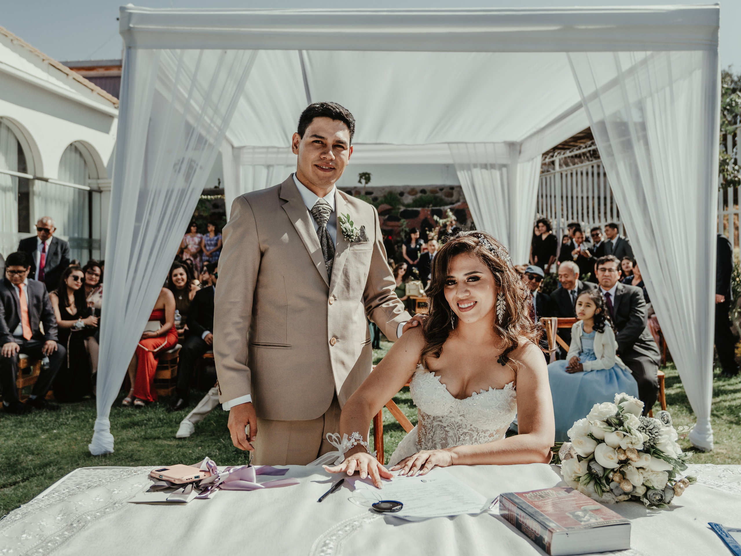 CARLA Y MARIO BODA RELIGIOSA. Studio KVTA | Fotografía y Video de Bodas en Arequipa