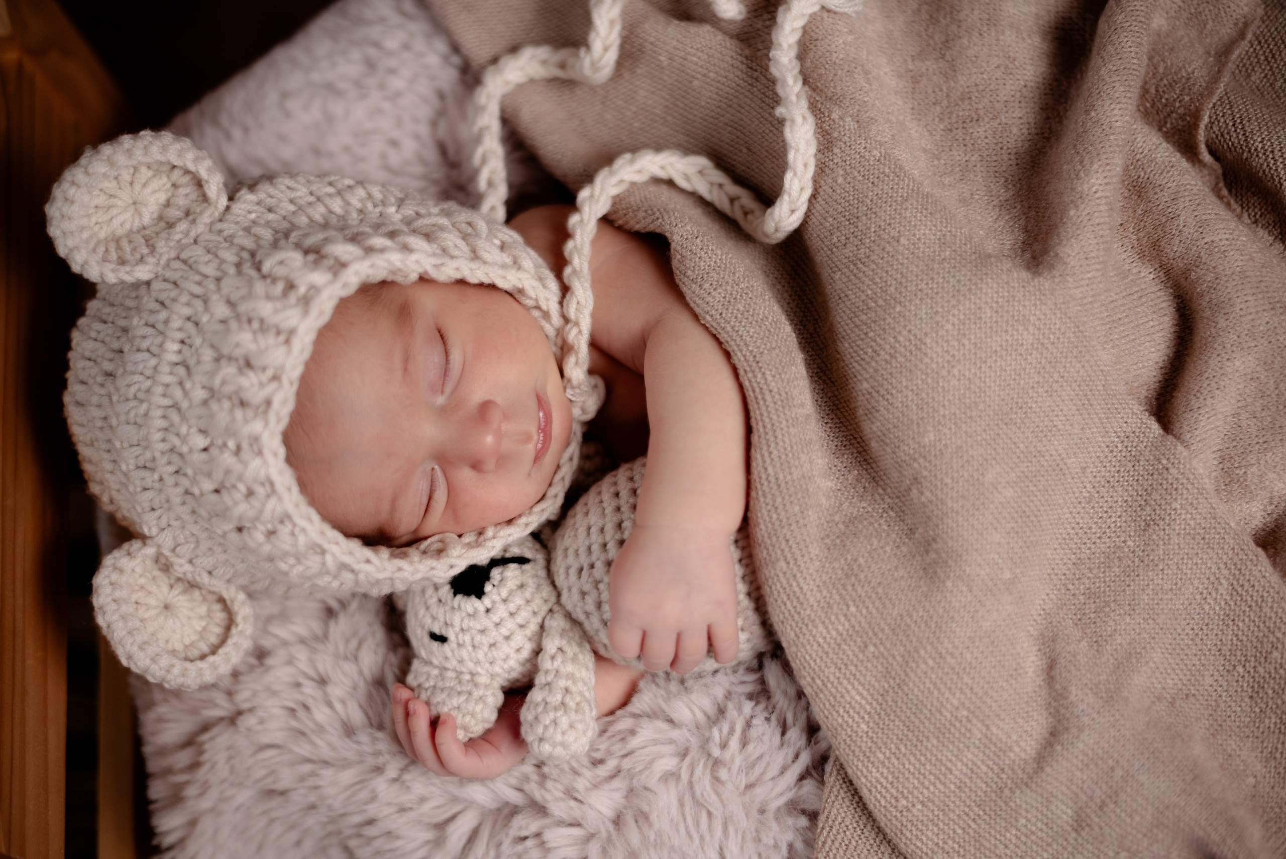 Newborn Photoshoot. Professional Photograher, Antwerpen/Belgium