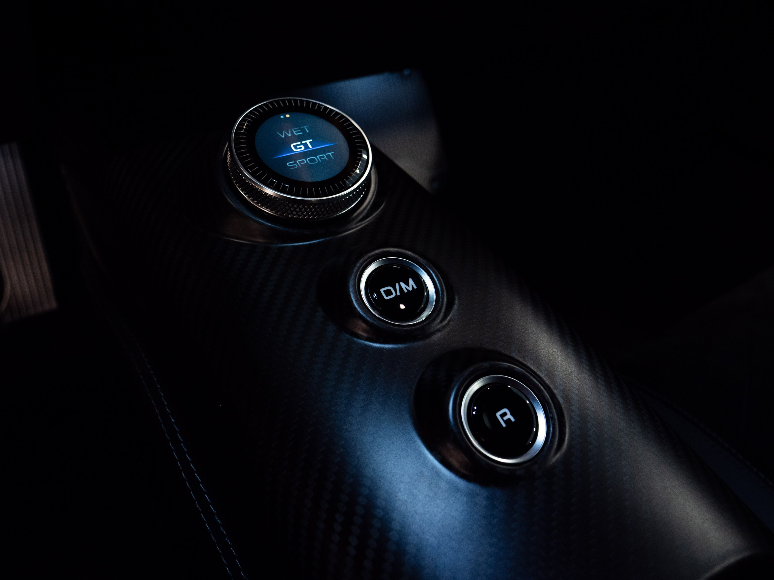 Maserati MC20. Dimitri Ilkov Photography — Capturing Life’s Moments in Edmonton, Cana