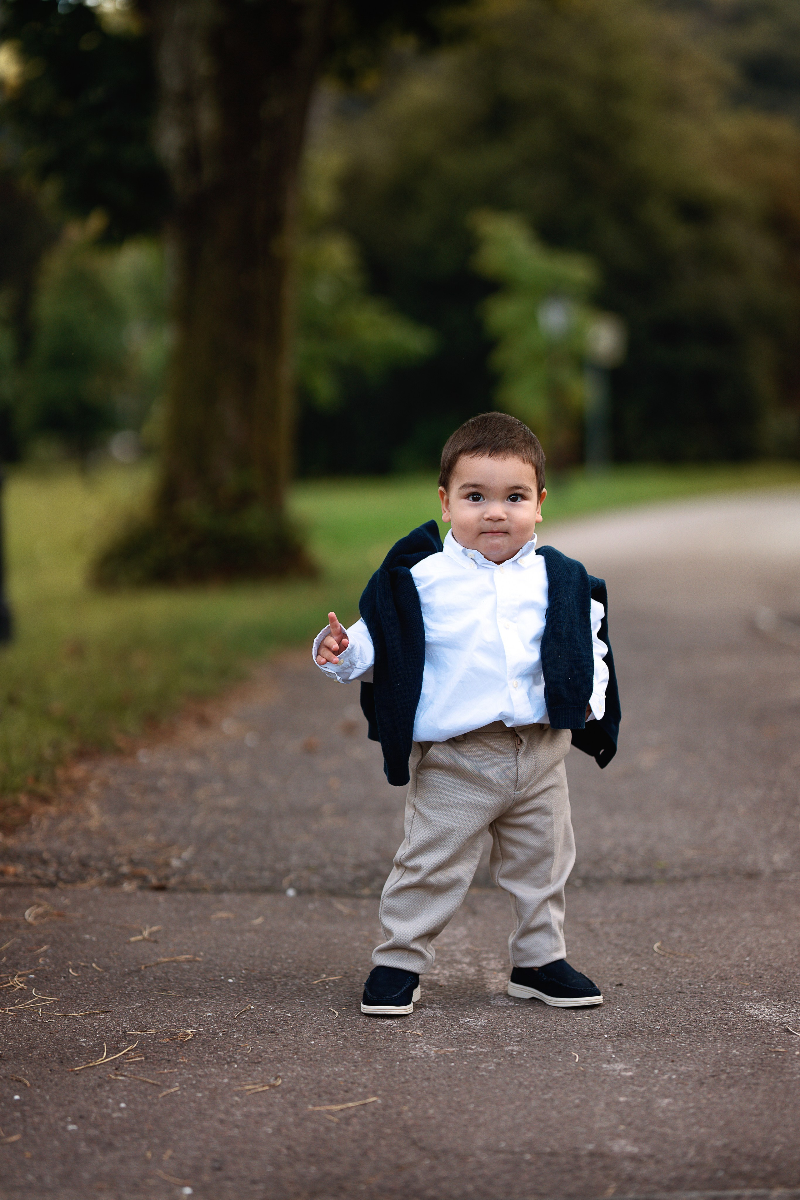 Walk in the park. Family, conceptual women portrait photograher in Geneva, Switzerland
