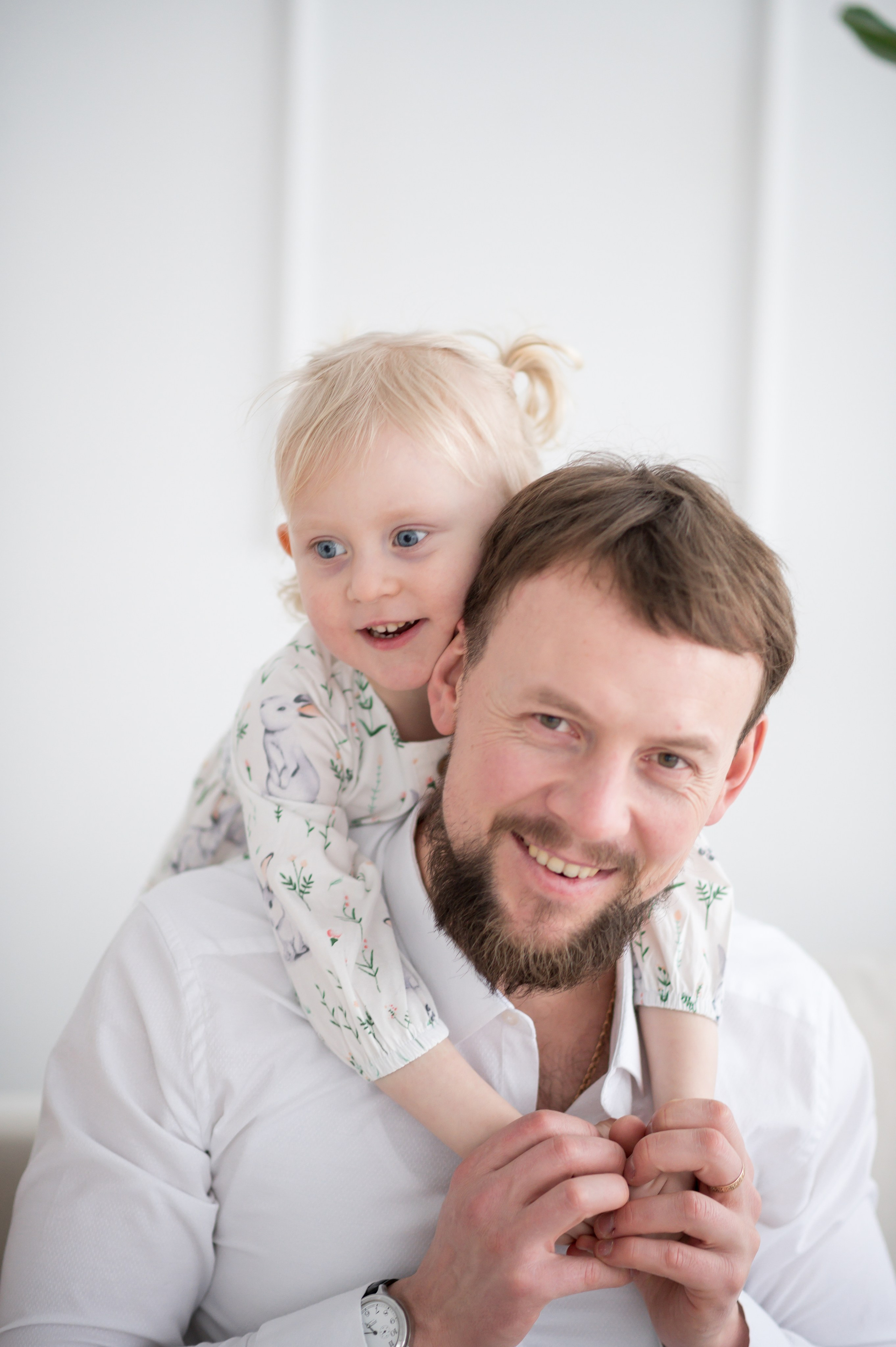 Семейная фотосессия в студии. Семейный и детский фотограф в Минске Надежда Савицкая