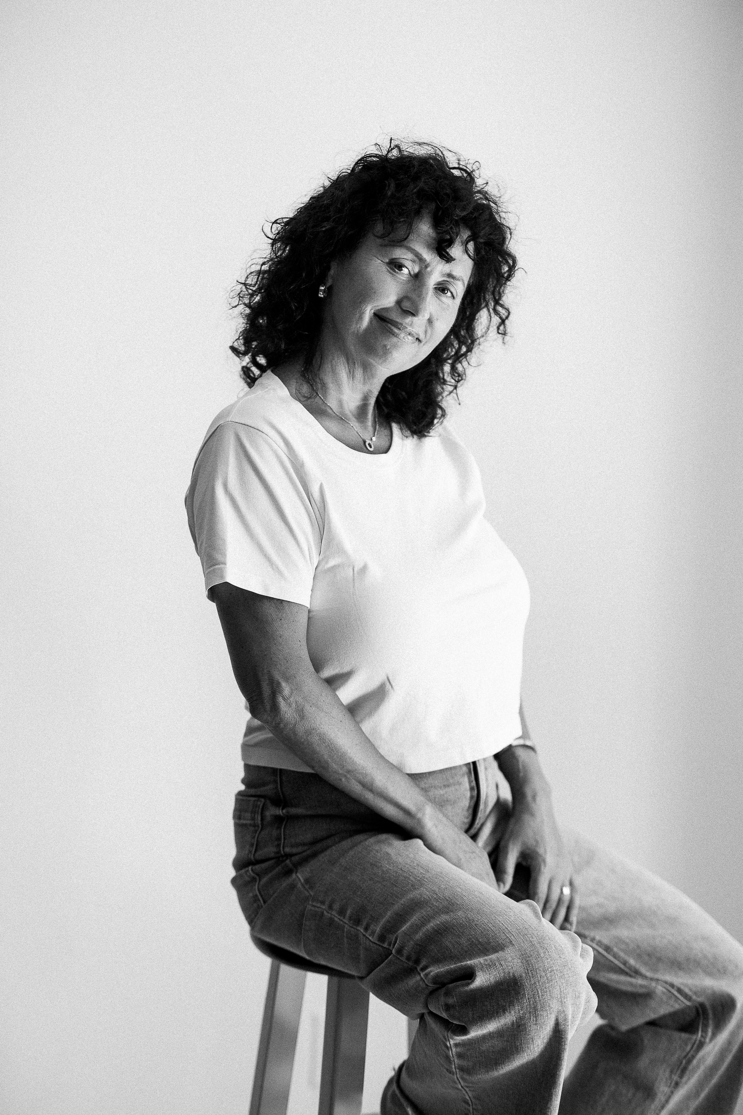 A. Rawnoir- Portrait photography by Daria Paliy.Timeless black&white portraits of women in NYC area