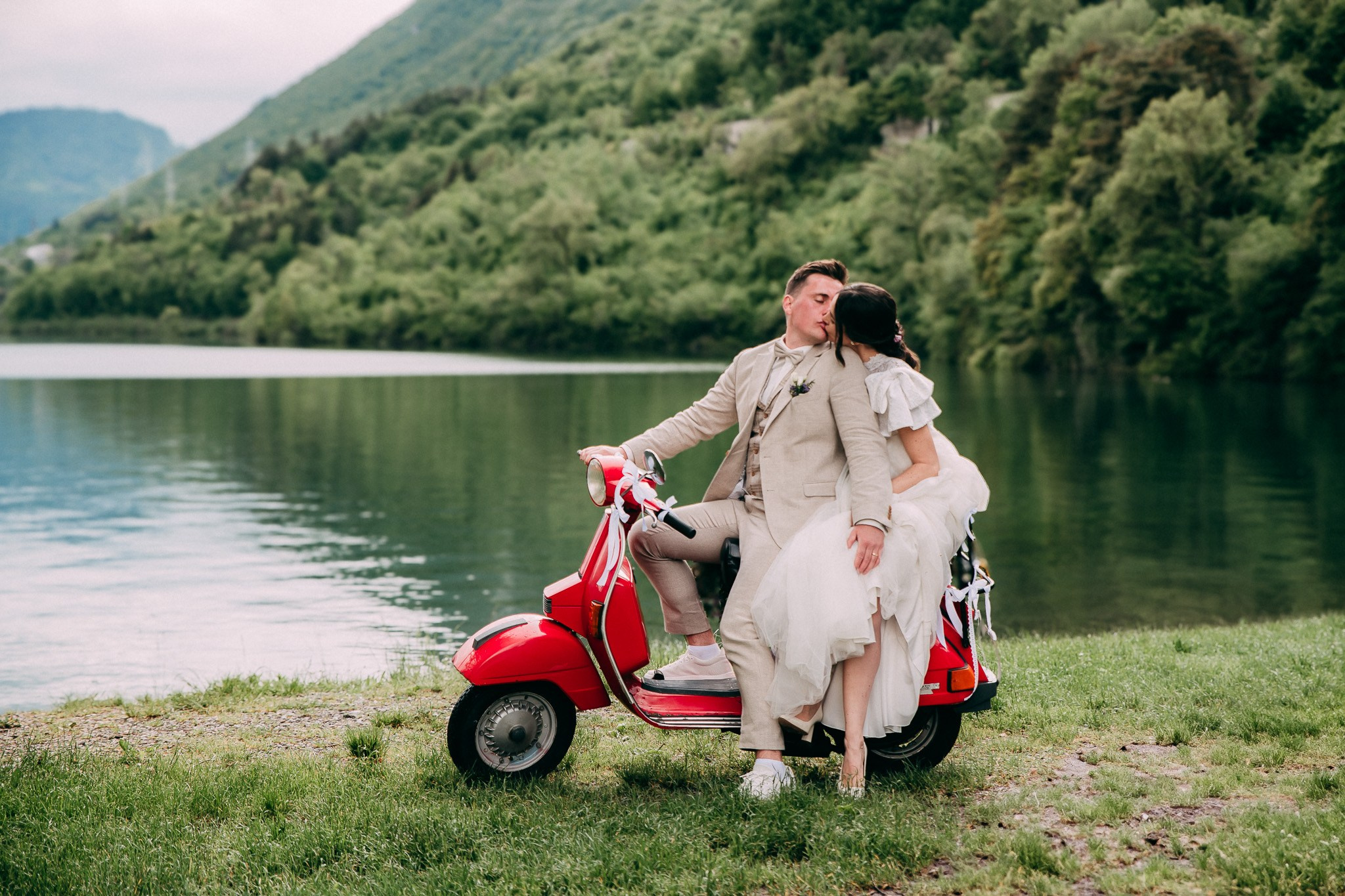 Wedding lake Idro. Diana Fedrigo | Fotografa matrimoni in Italia